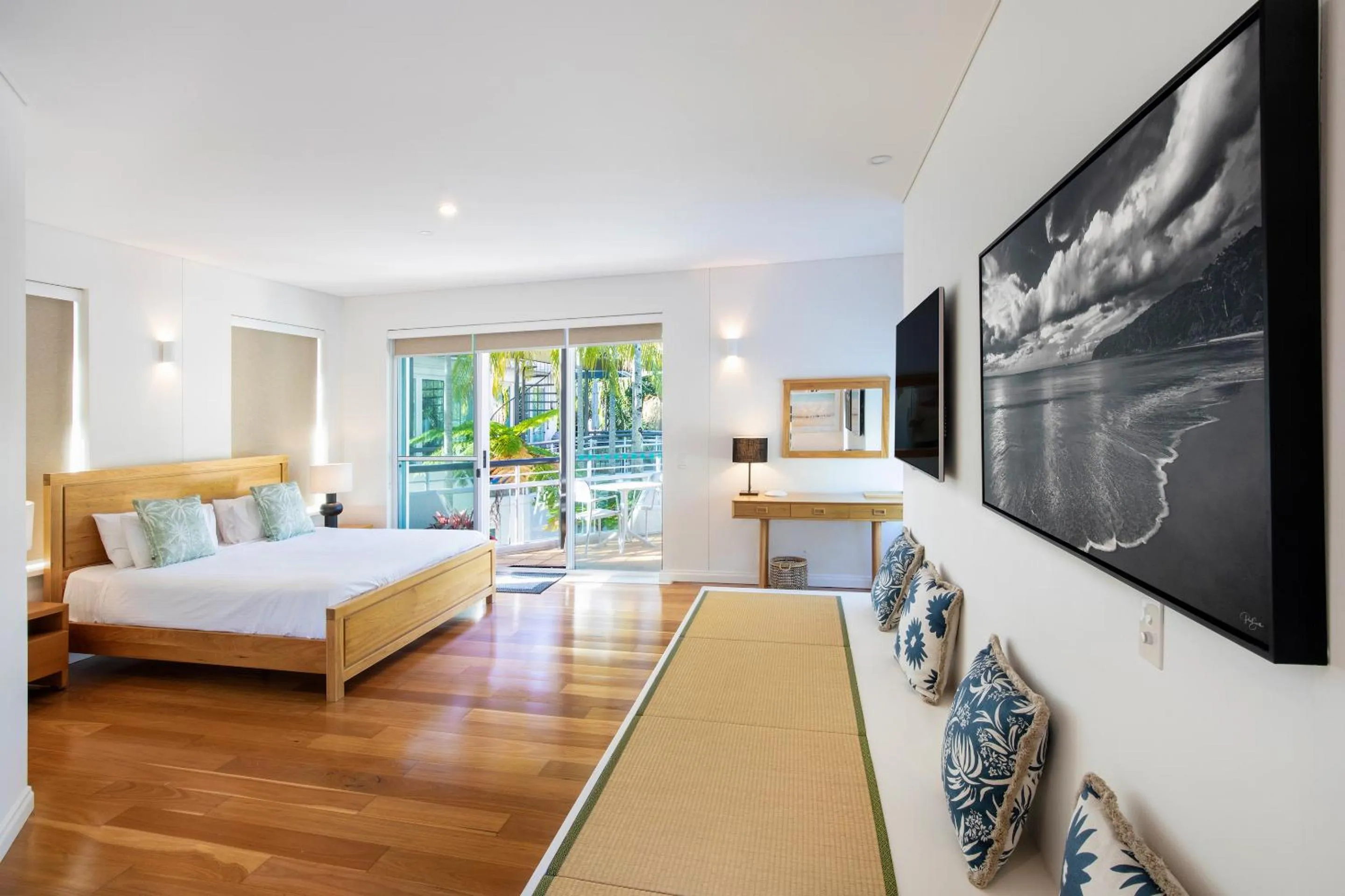 Bedroom, Bed in Emerald Noosa