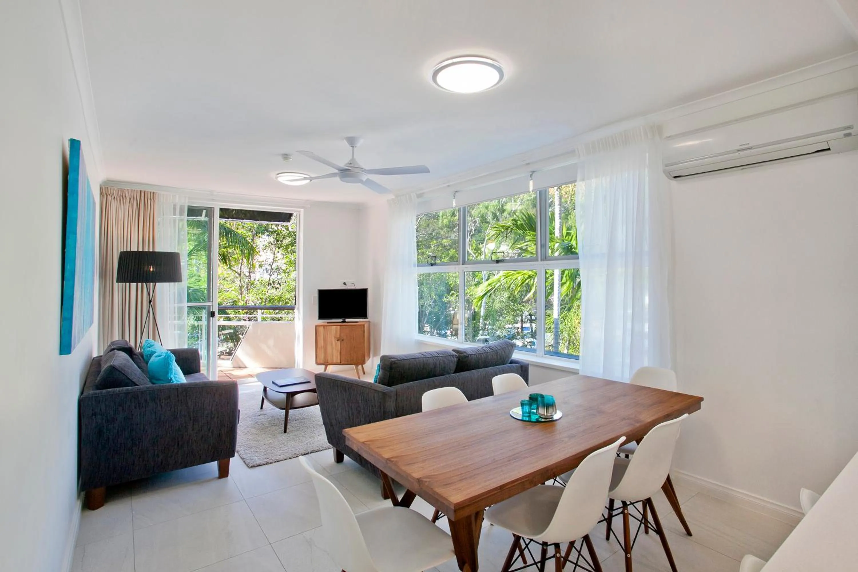 Kitchen or kitchenette in Emerald Noosa