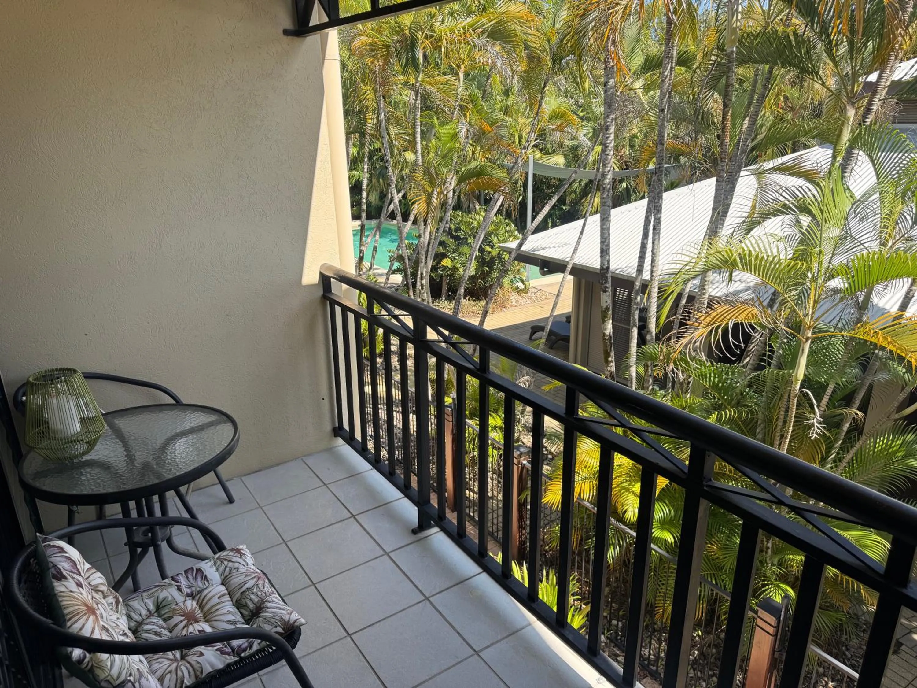 Trinity Beach Club Holiday Apartments