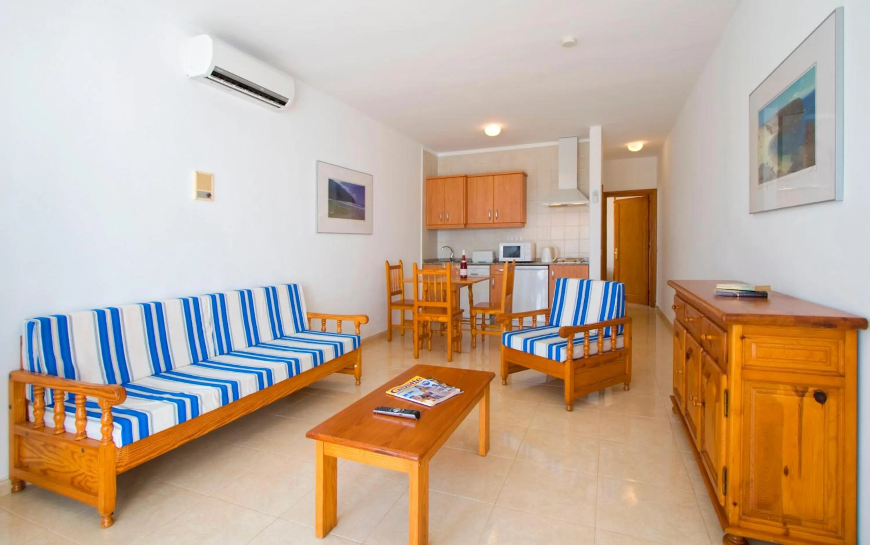 Living room in Apartamentos Club Pocillos
