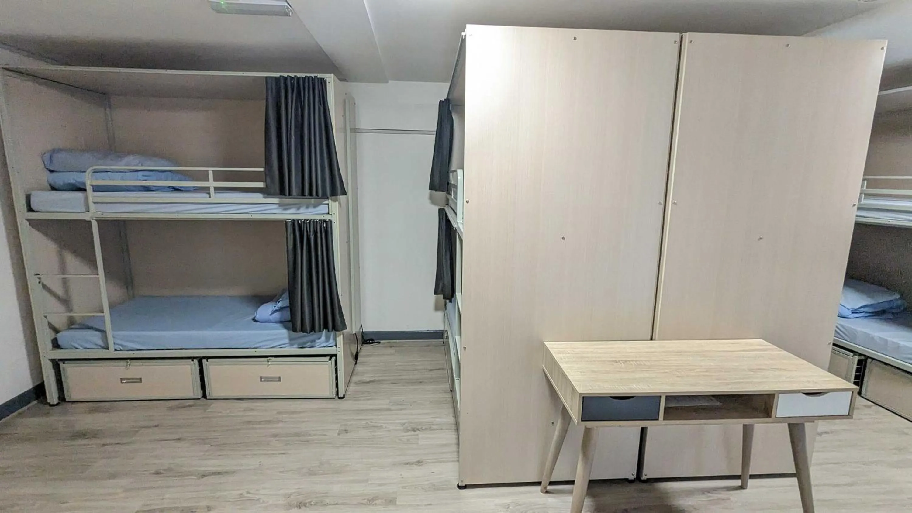 Bed in International Inn