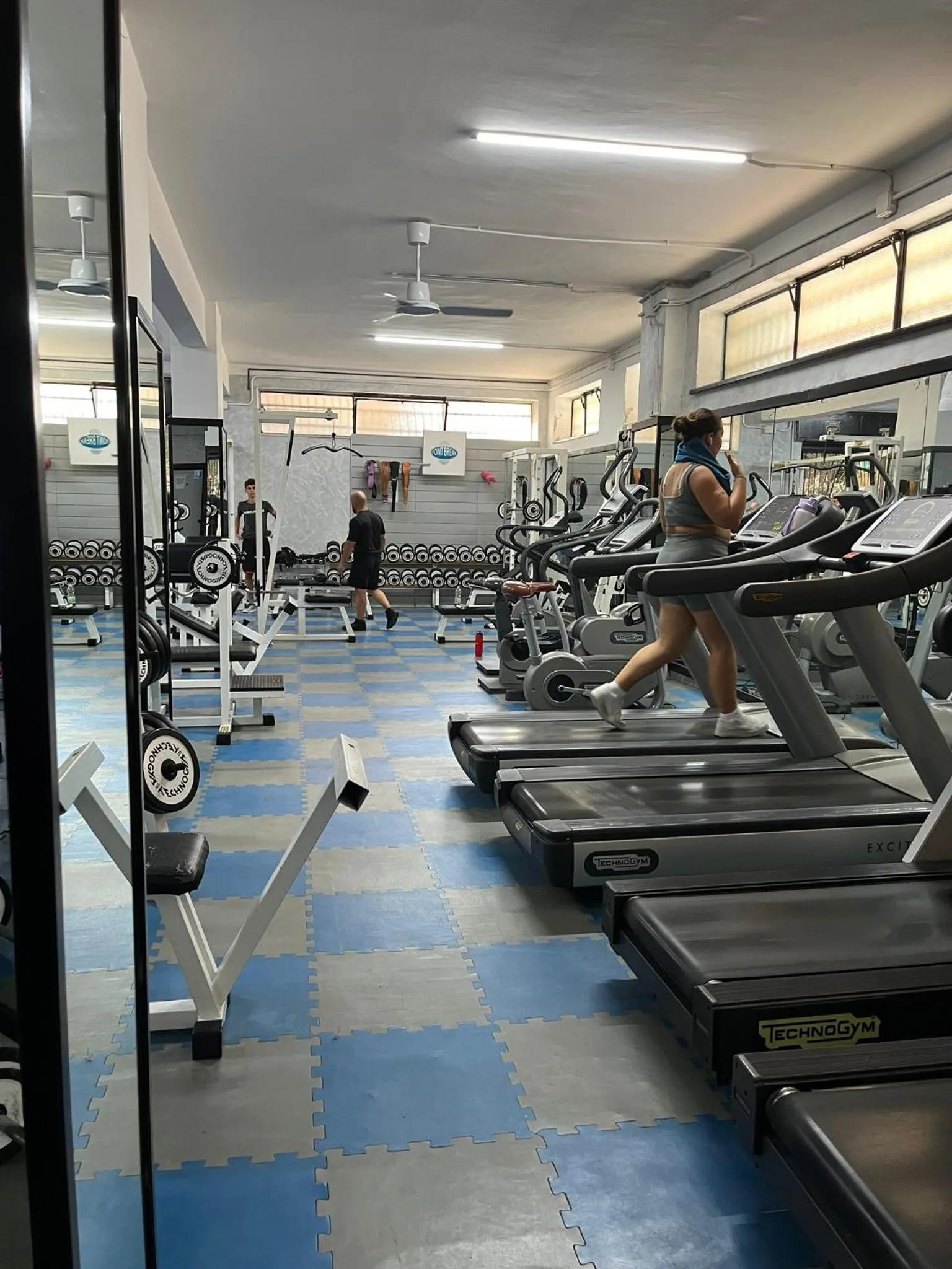 Fitness centre/facilities in Family Room