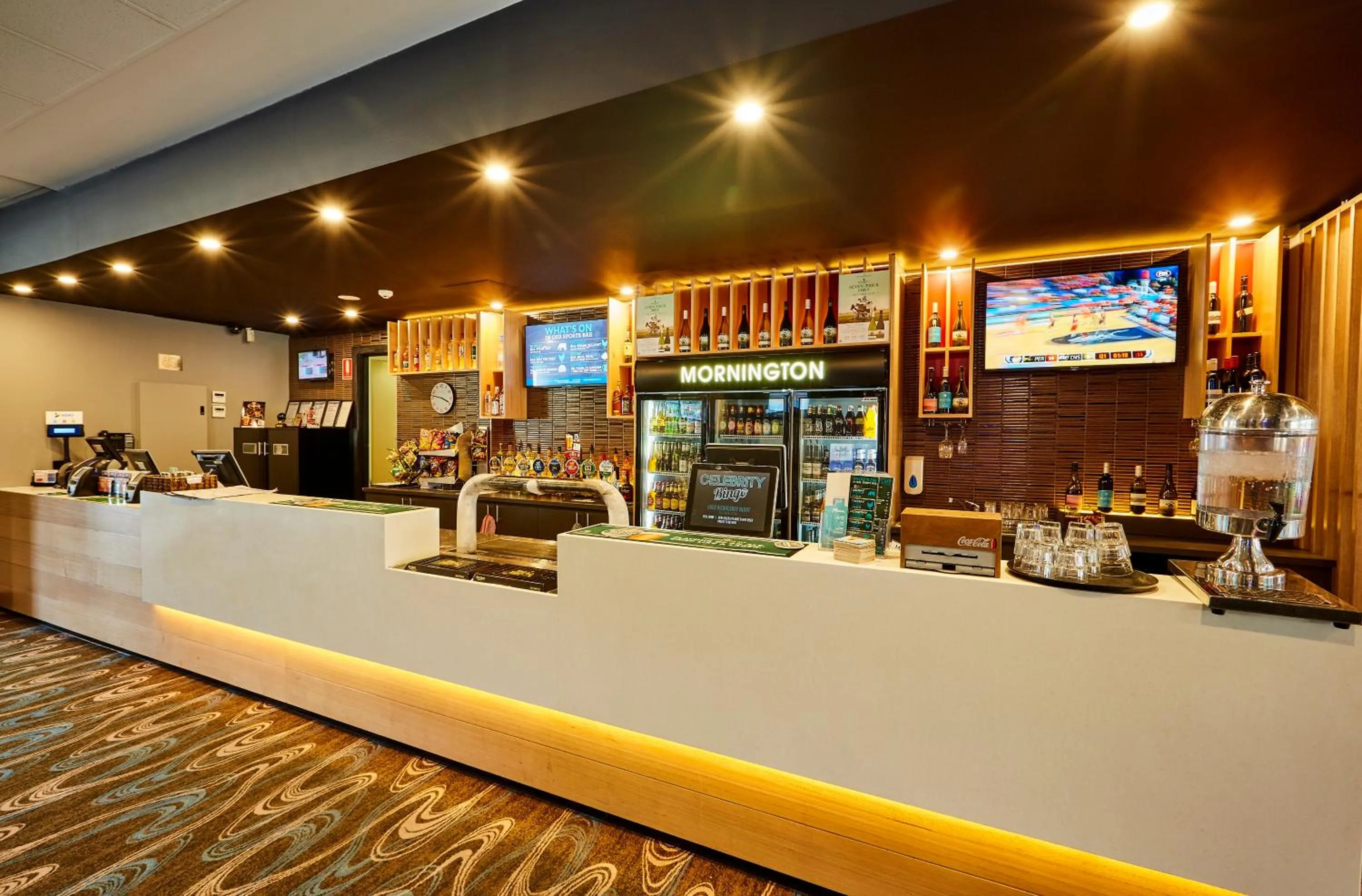 Lounge or bar in Mornington Hotel
