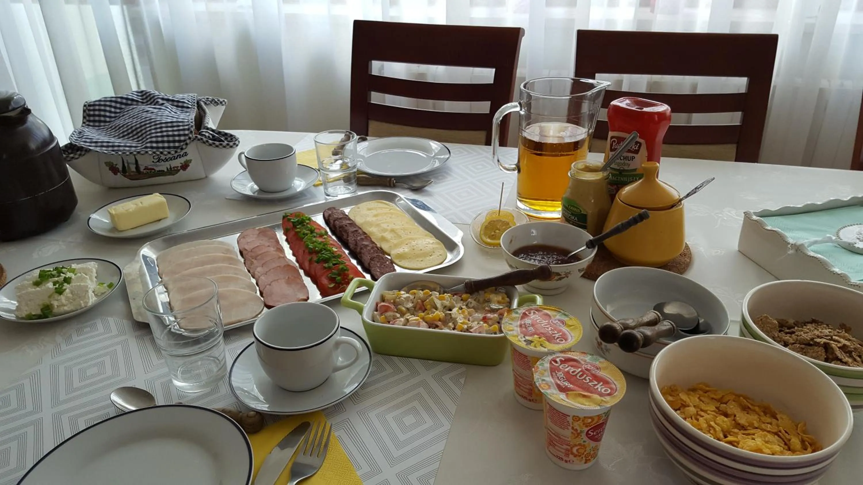 Food and drinks in Villa Karo