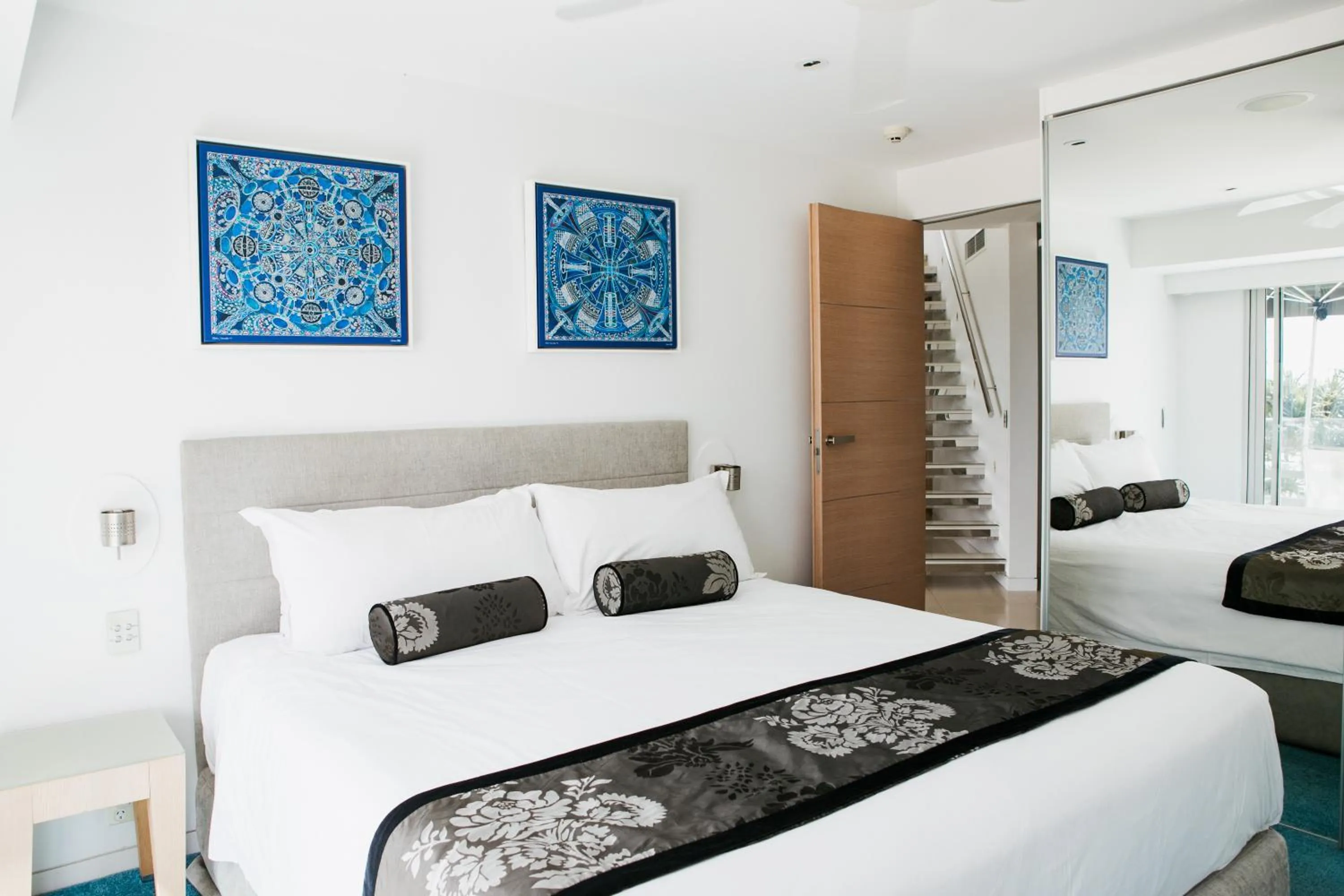 Bed in Netanya Noosa Beachfront Resort