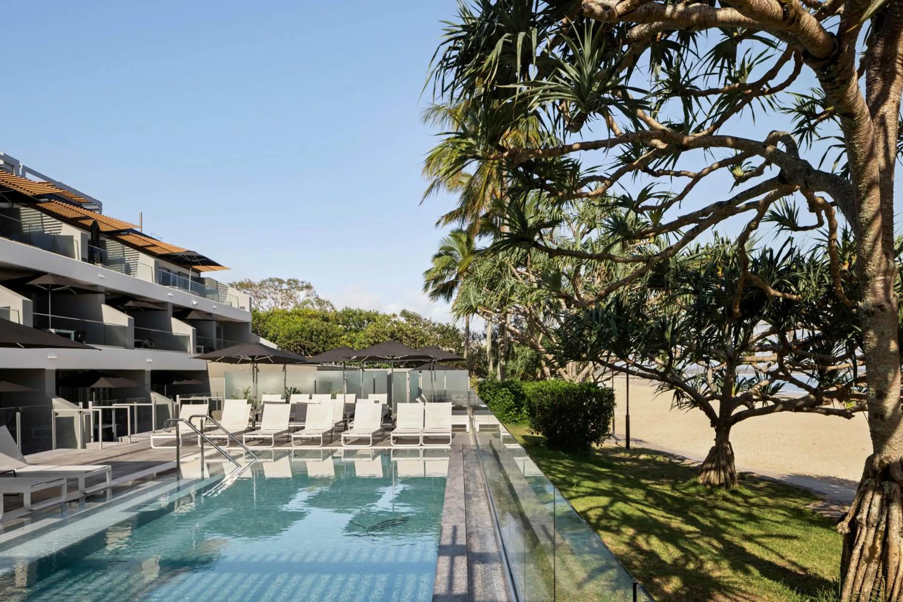 Swimming pool in Netanya Noosa Beachfront Resort