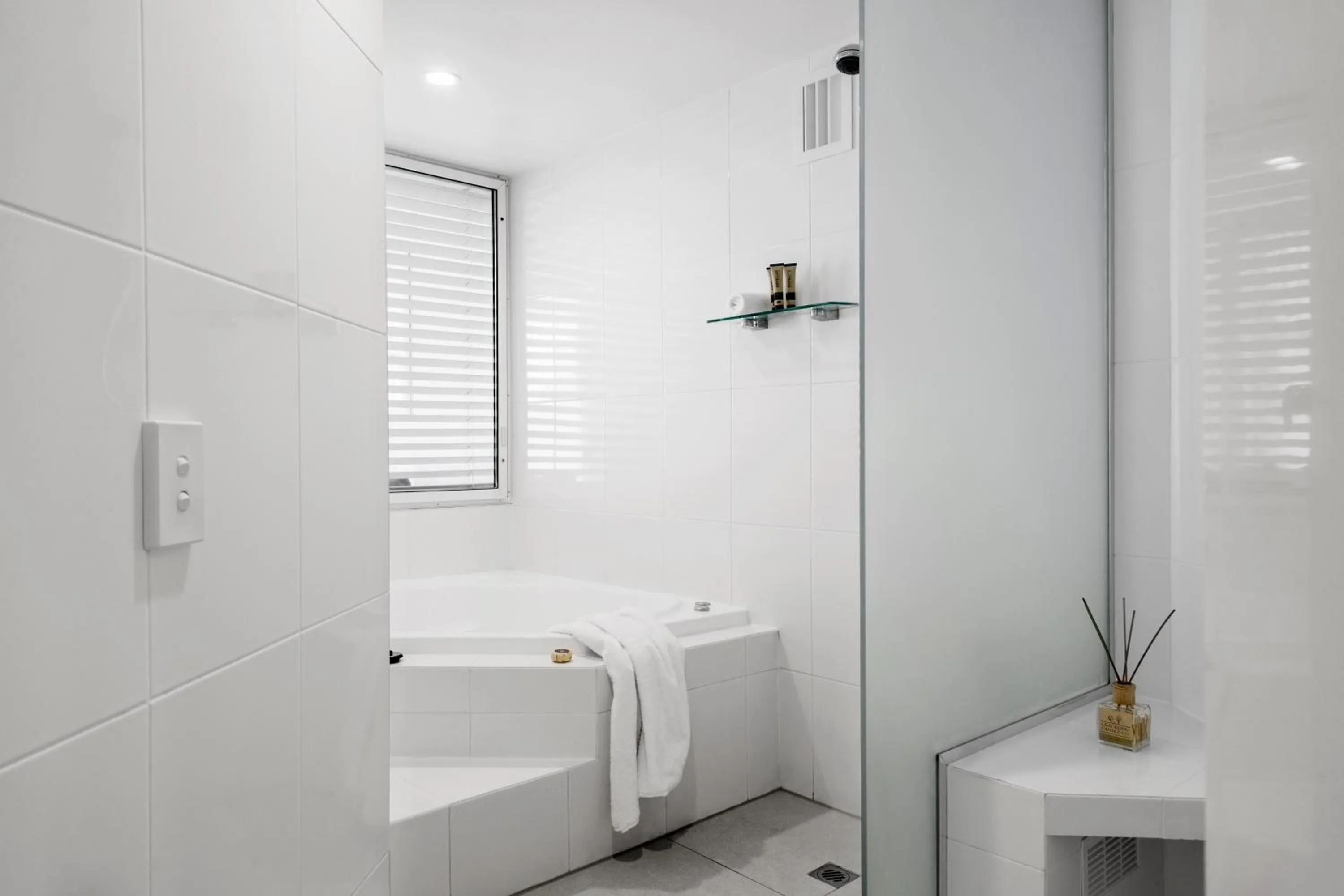 Bathroom in Netanya Noosa Beachfront Resort