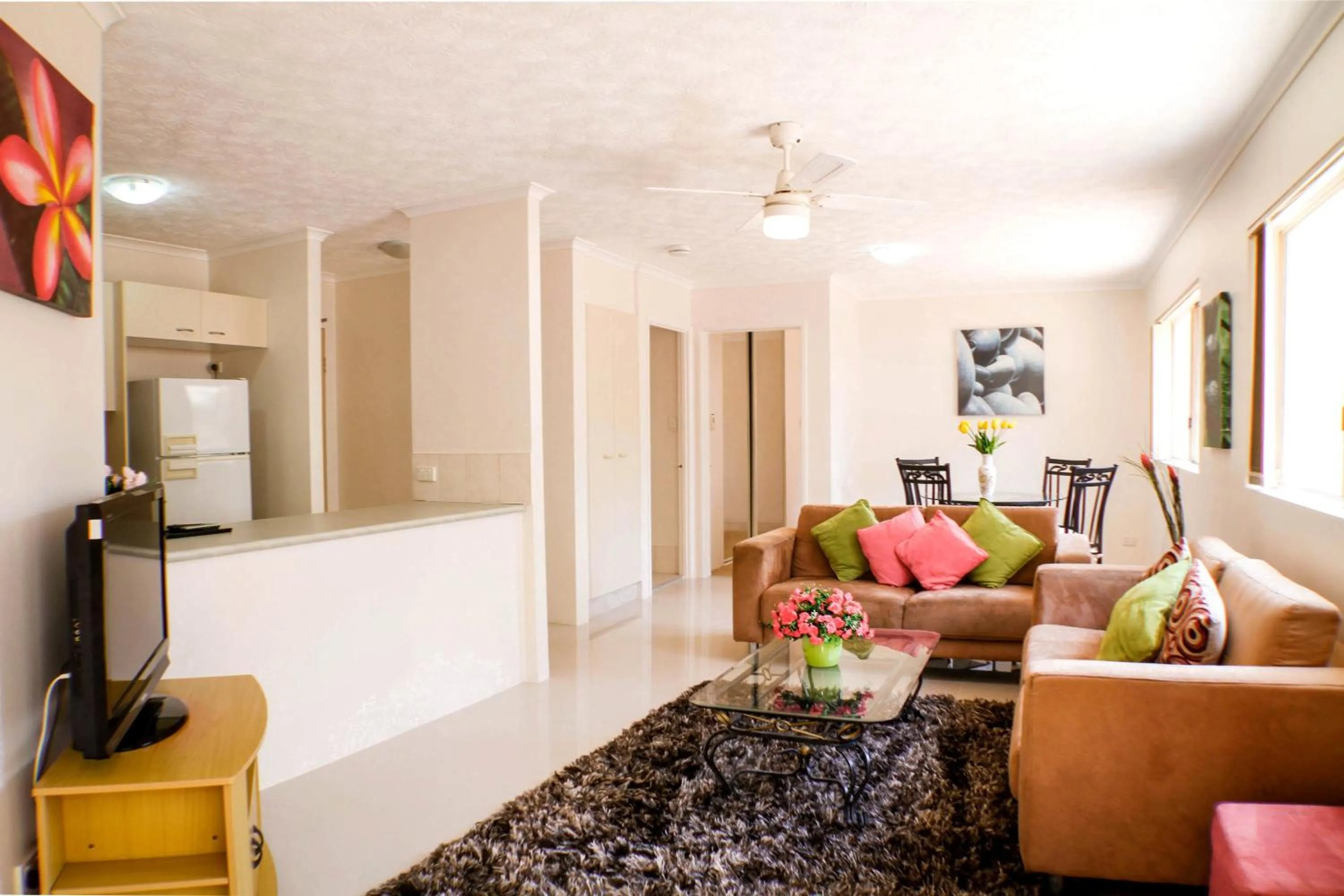 Living room in Surfers Riverside