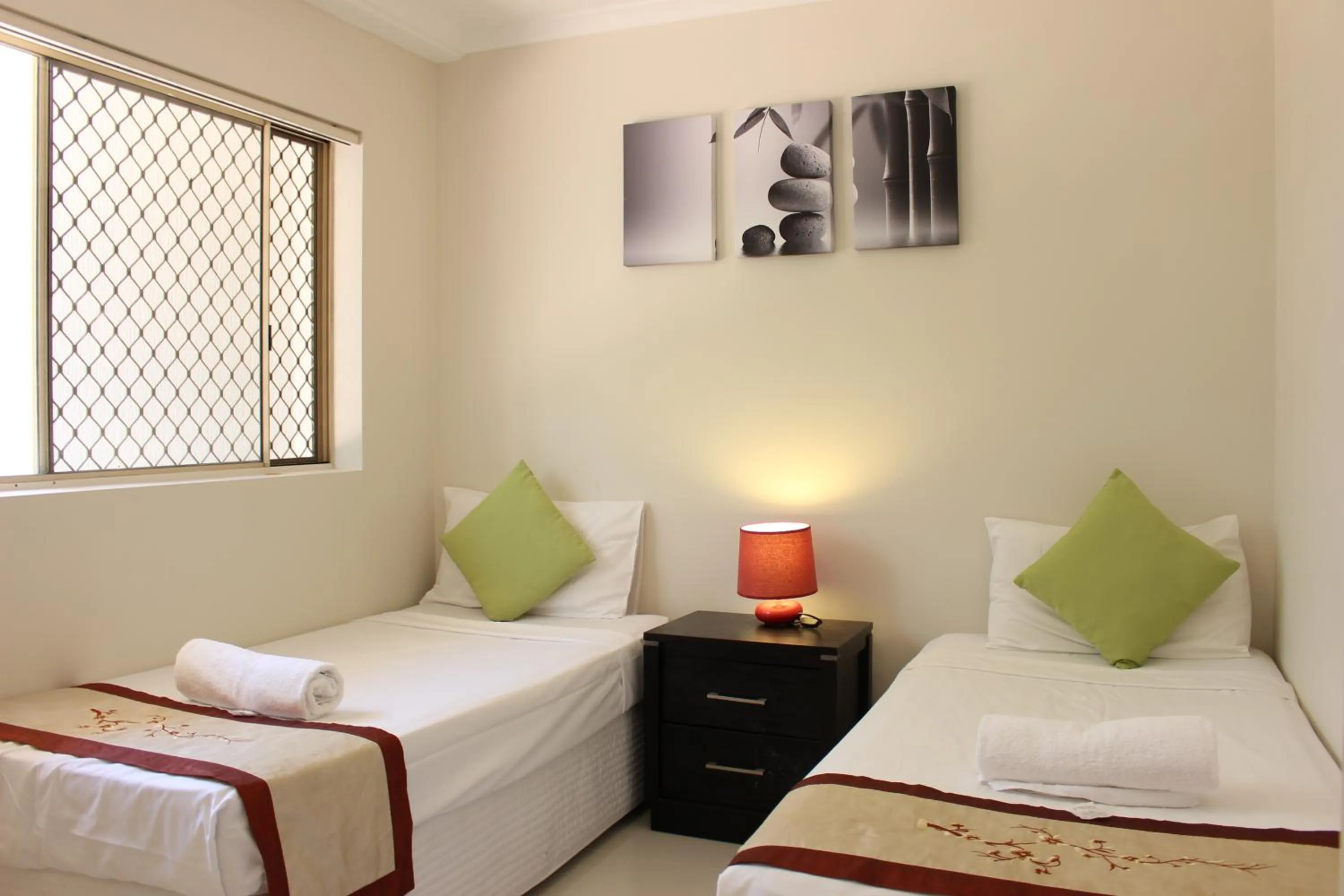 Bed in Surfers Riverside