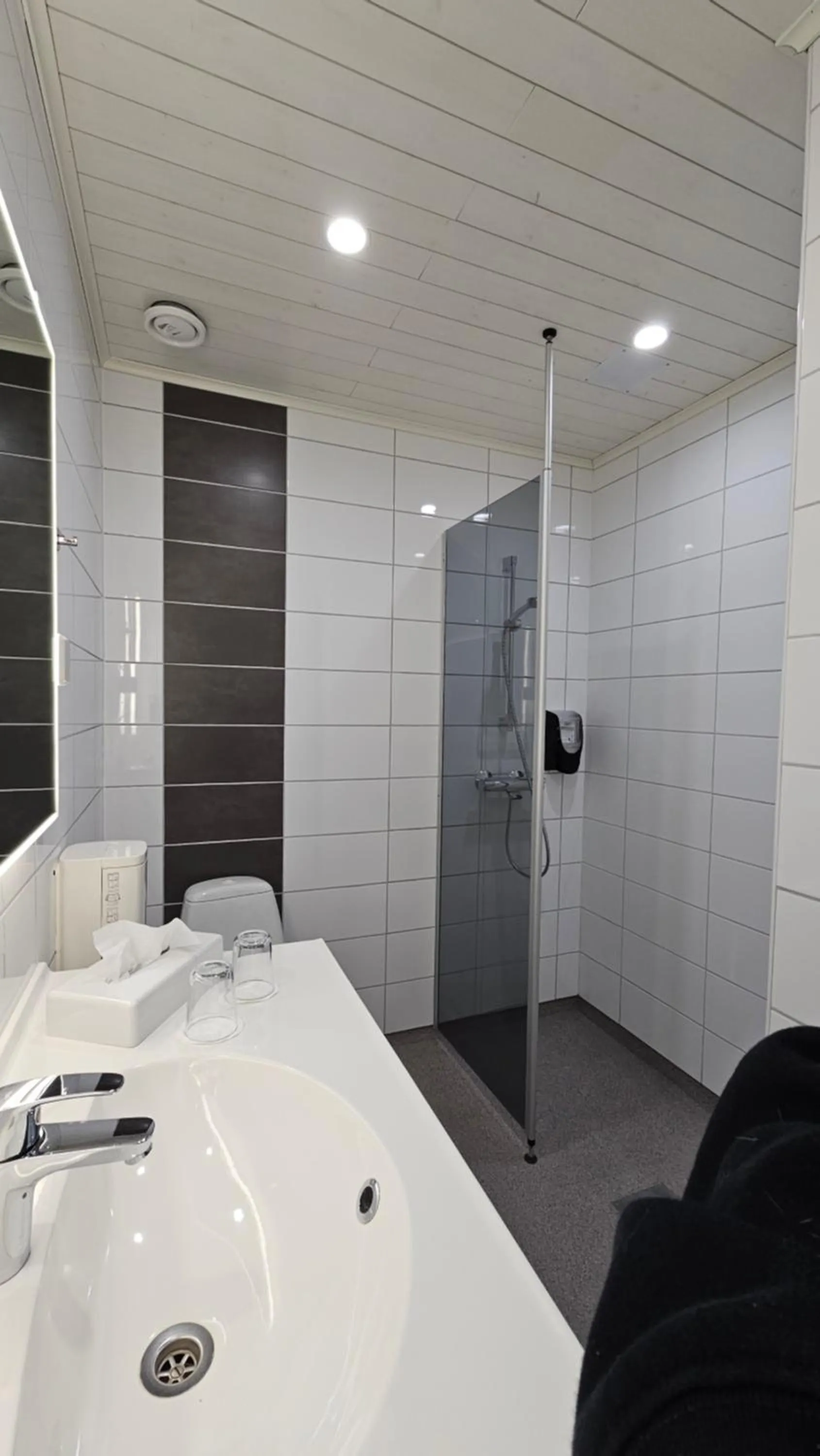 Bathroom in Samantta Hotel & Restaurant