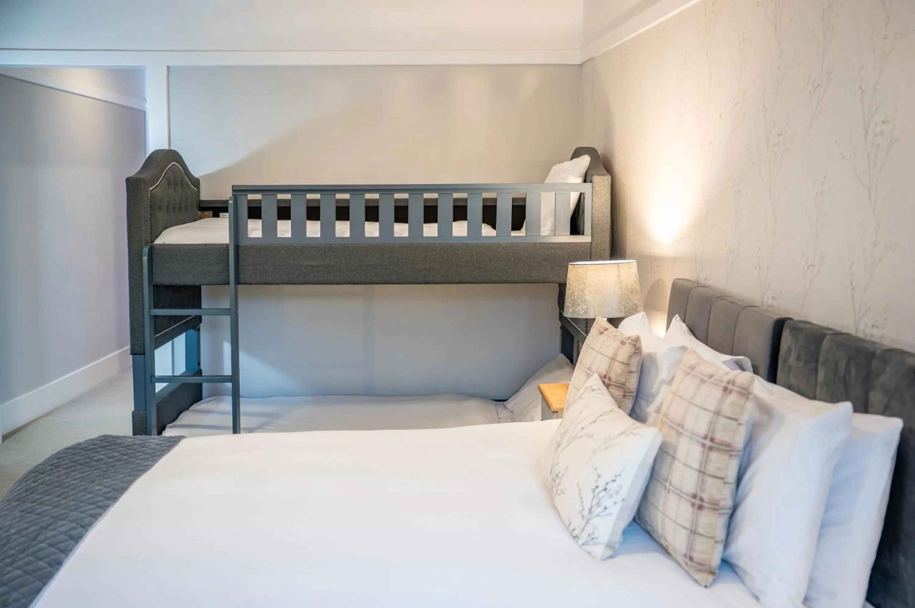 Bedroom, Bed in Delphi Resort Hotel & Spa