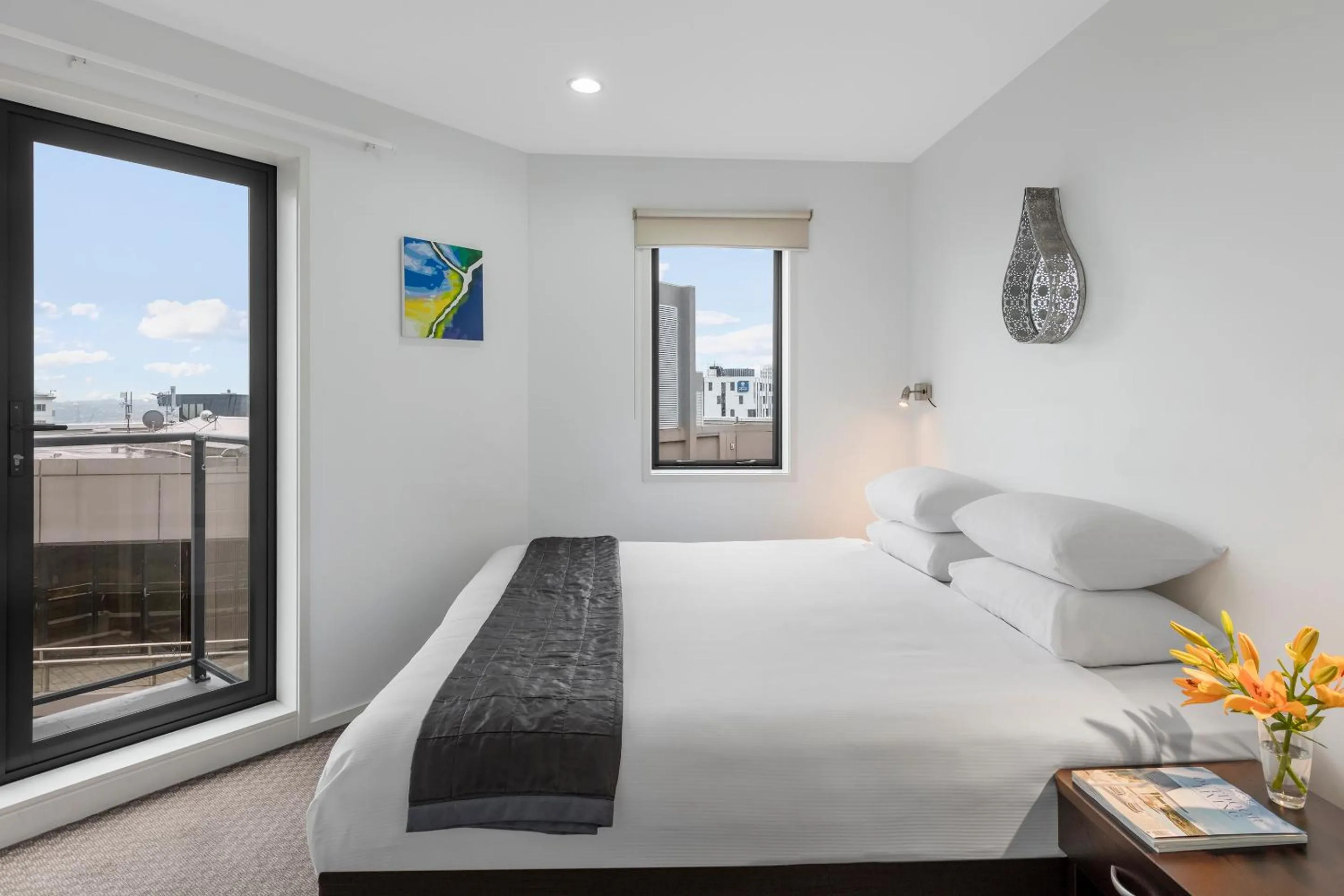 Bedroom, Bed in Nesuto St Martins Apartment Hotel