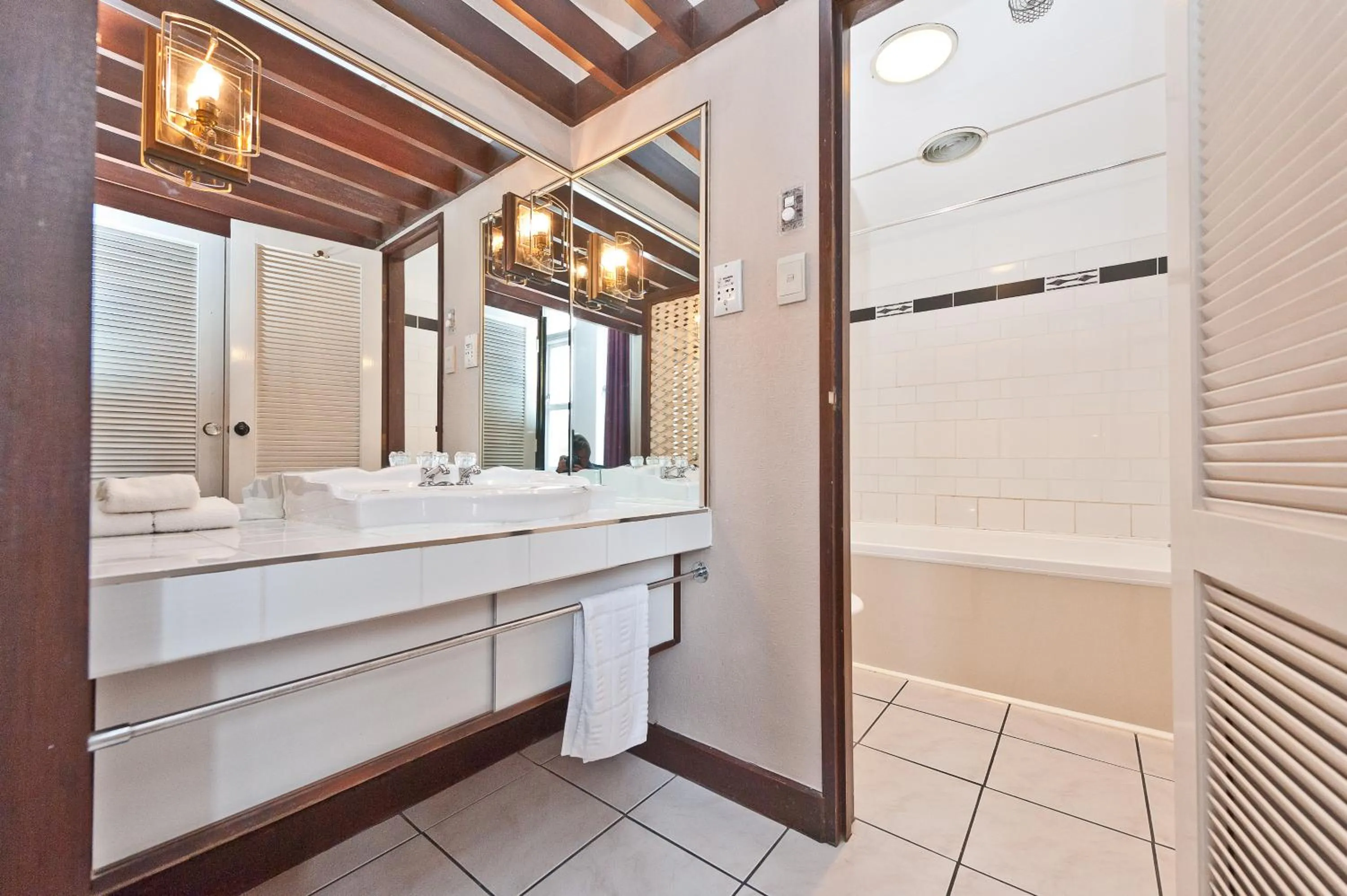 Bathroom in The Grand Hotel Wanganui