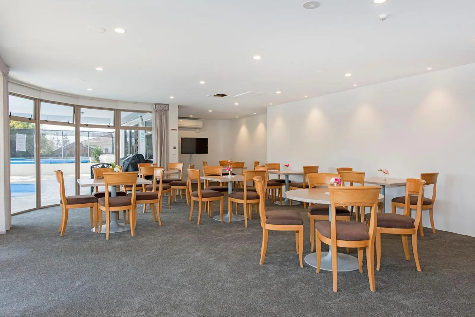 Restaurant/places to eat in Carnmore Hotel Takapuna