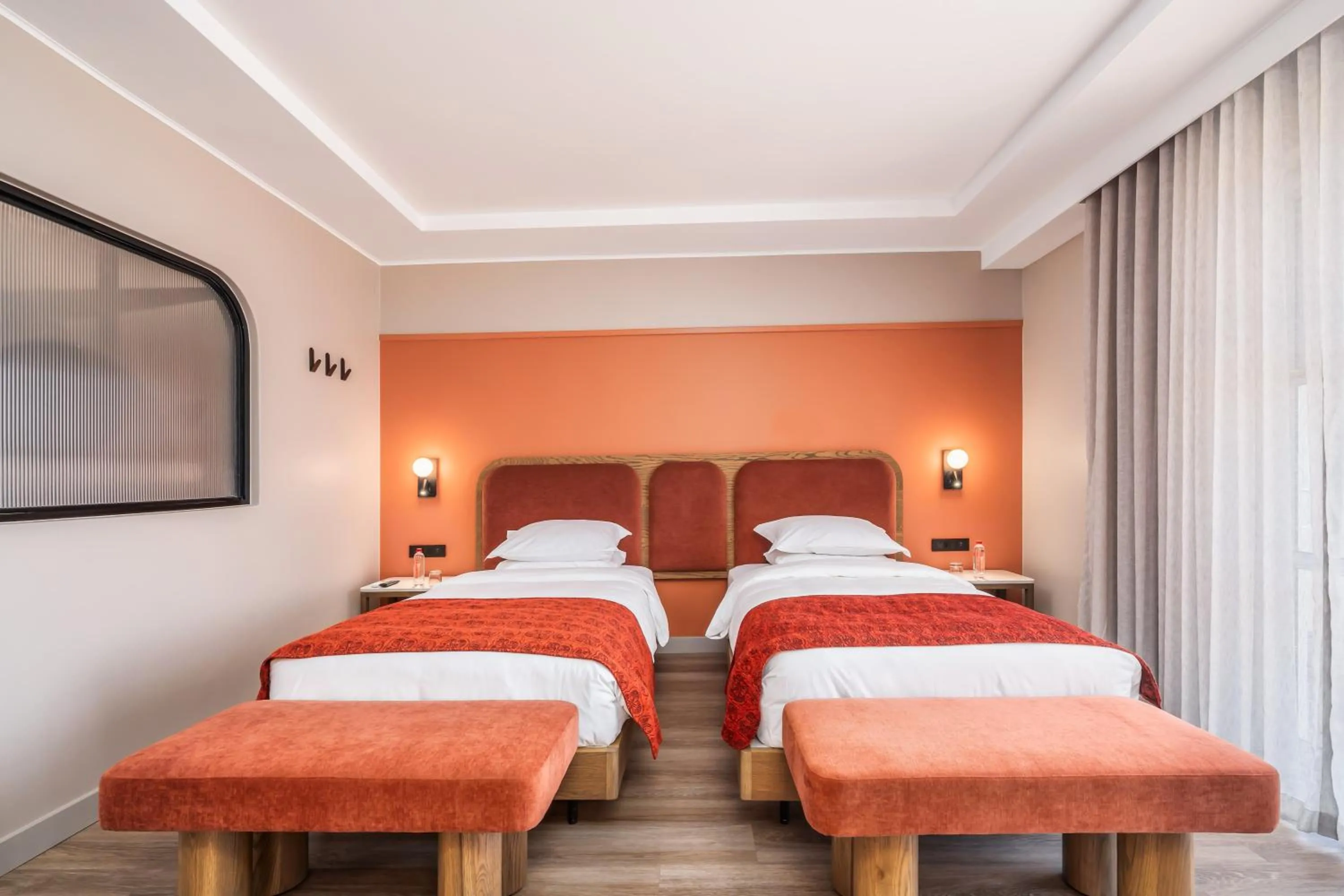 Bed in Courtyard Hotel Gqeberha