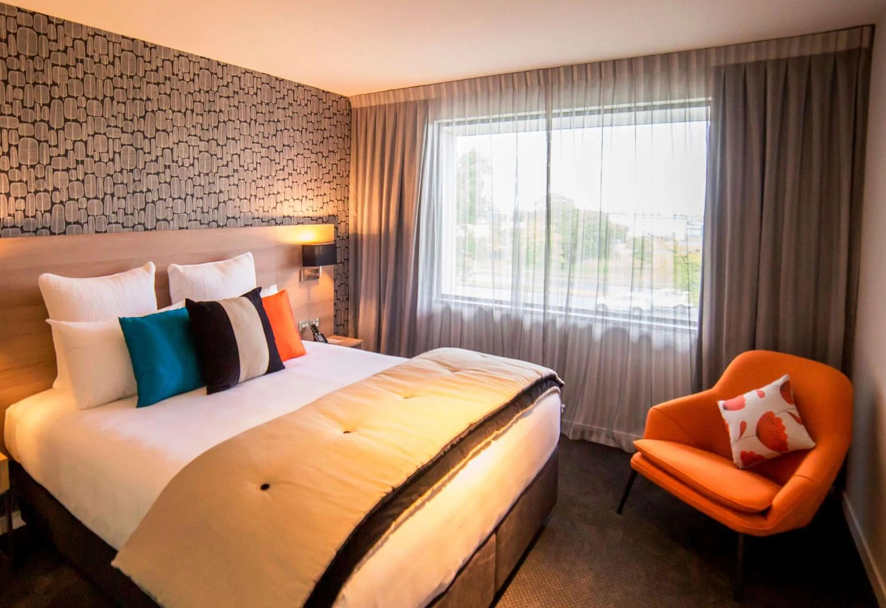 Photo of the whole room, Bed in Sudima Hotel Christchurch Airport