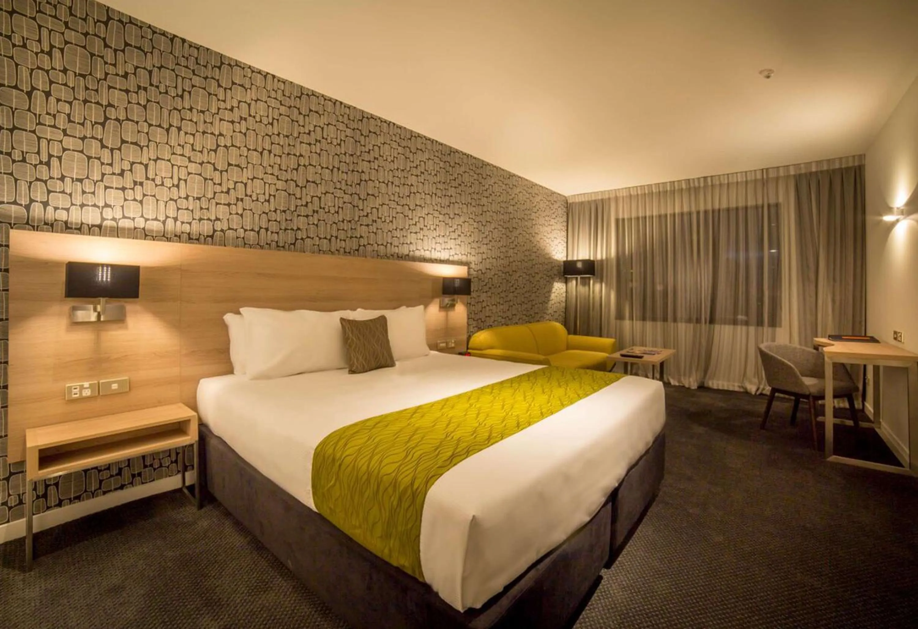 Bedroom, Bed in Sudima Hotel Christchurch Airport