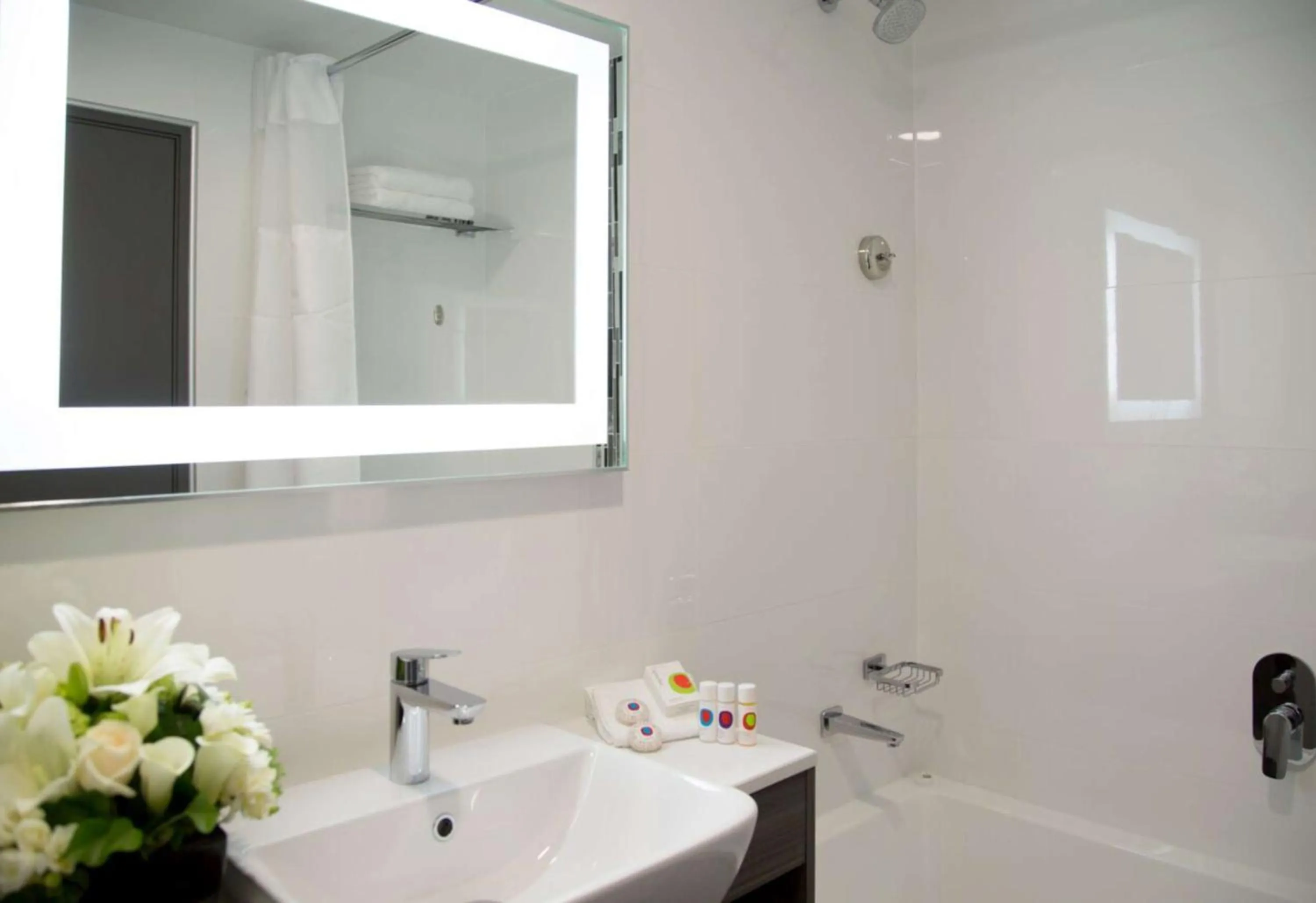 Bathroom in Sudima Hotel Christchurch Airport