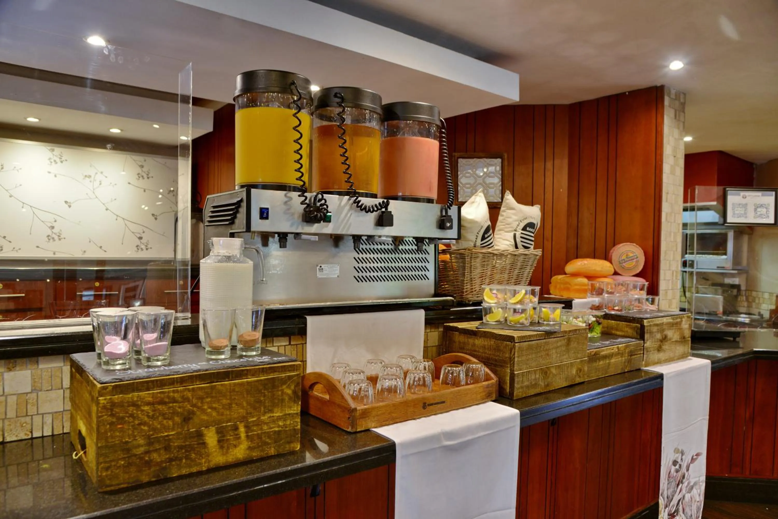 Buffet breakfast in City Lodge Hotel Bloemfontein