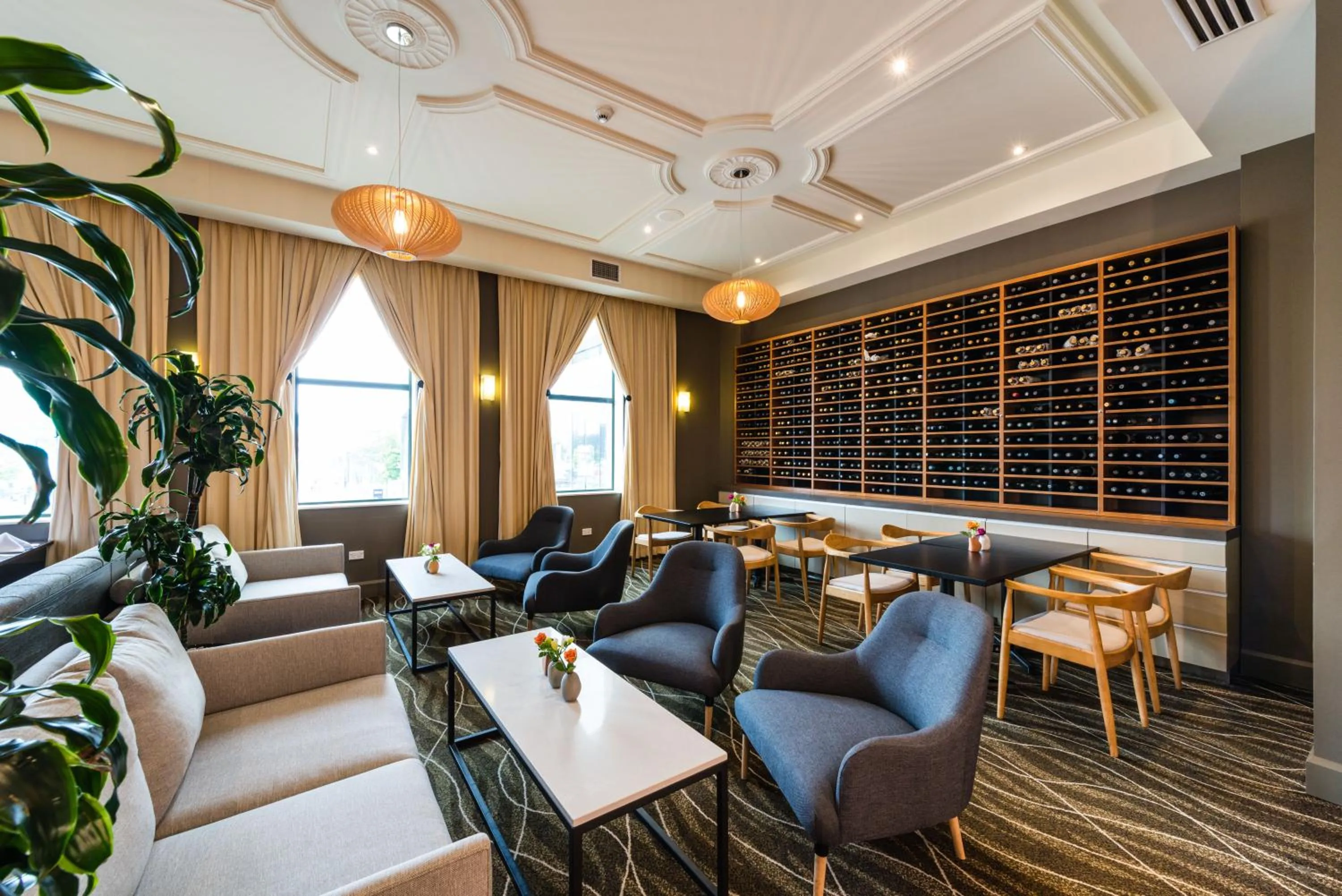 Restaurant/places to eat in Novotel Christchurch Cathedral Square