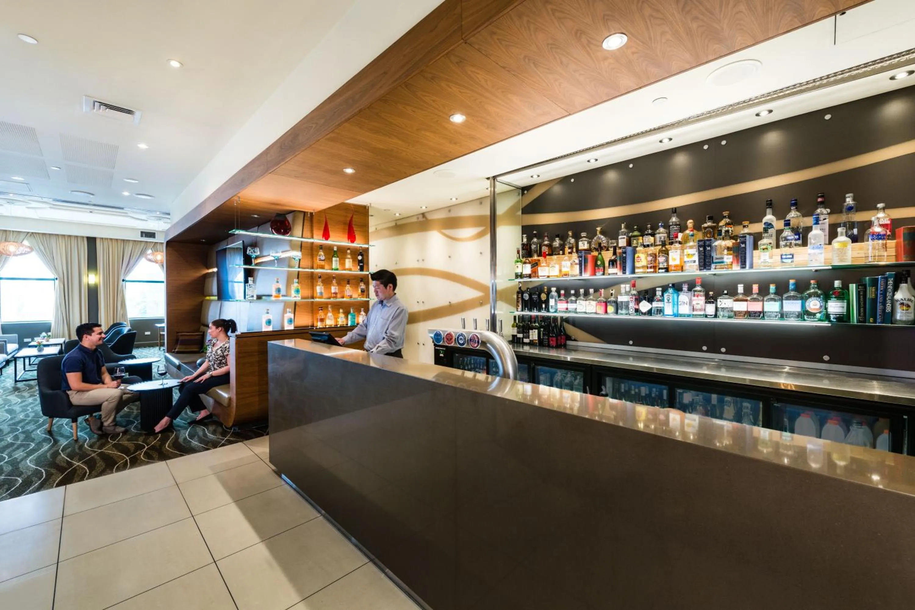 Restaurant/places to eat in Novotel Christchurch Cathedral Square