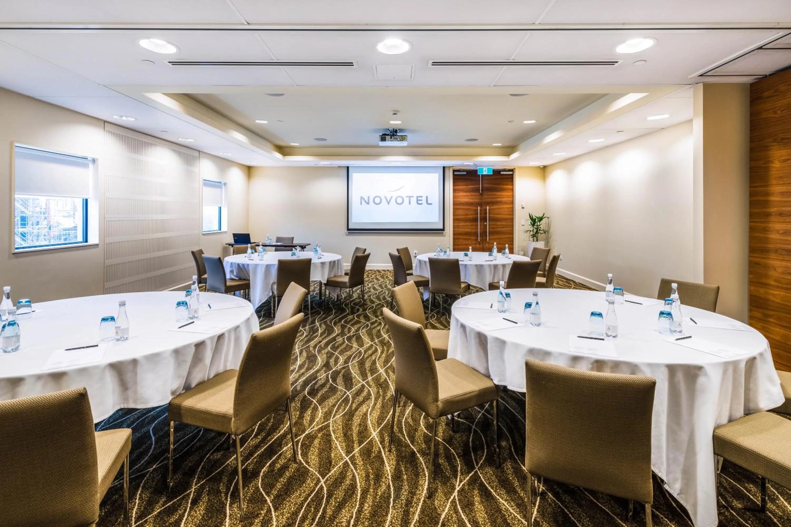 Meeting/conference room in Novotel Christchurch Cathedral Square