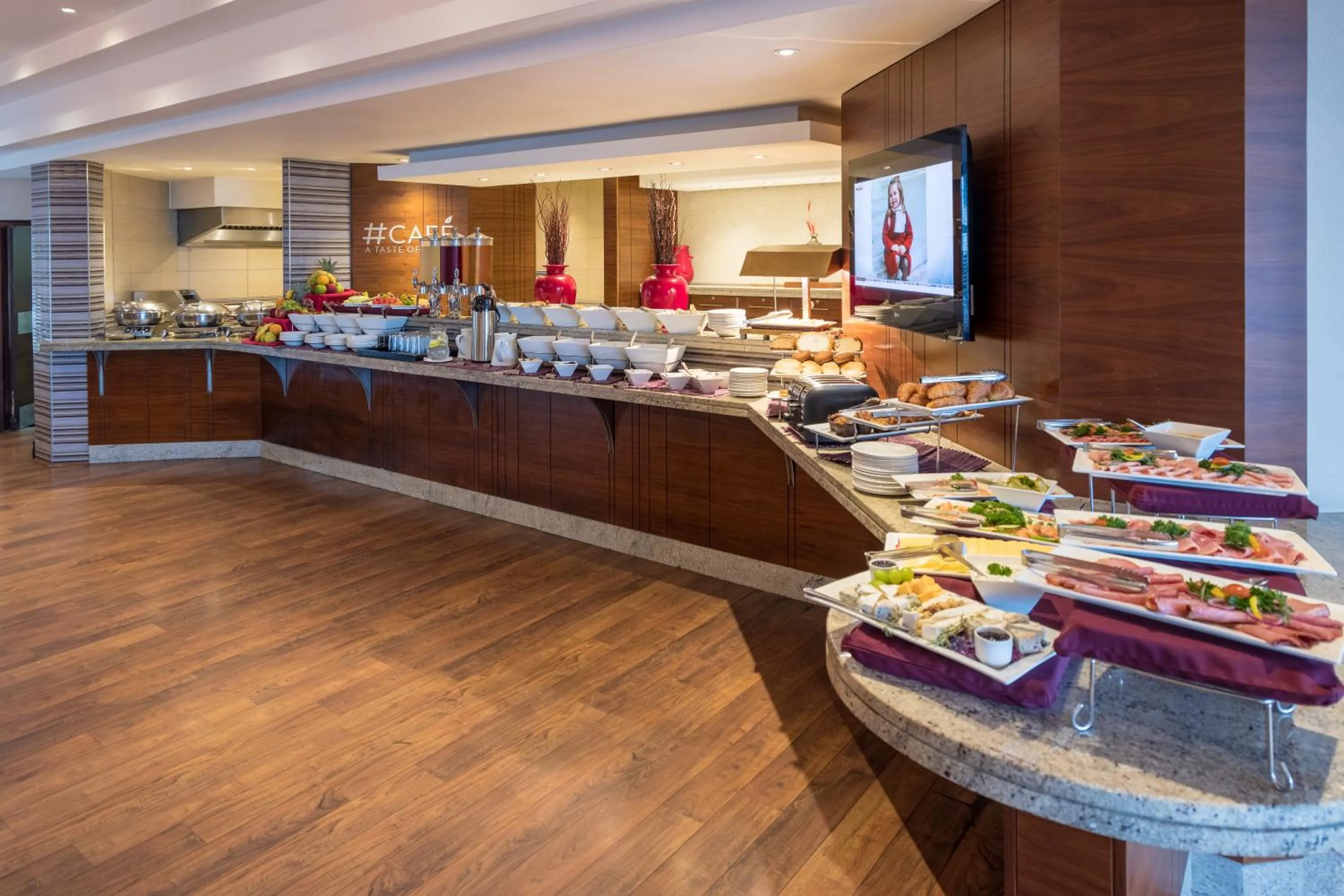 Breakfast in City Lodge Hotel Gqeberha