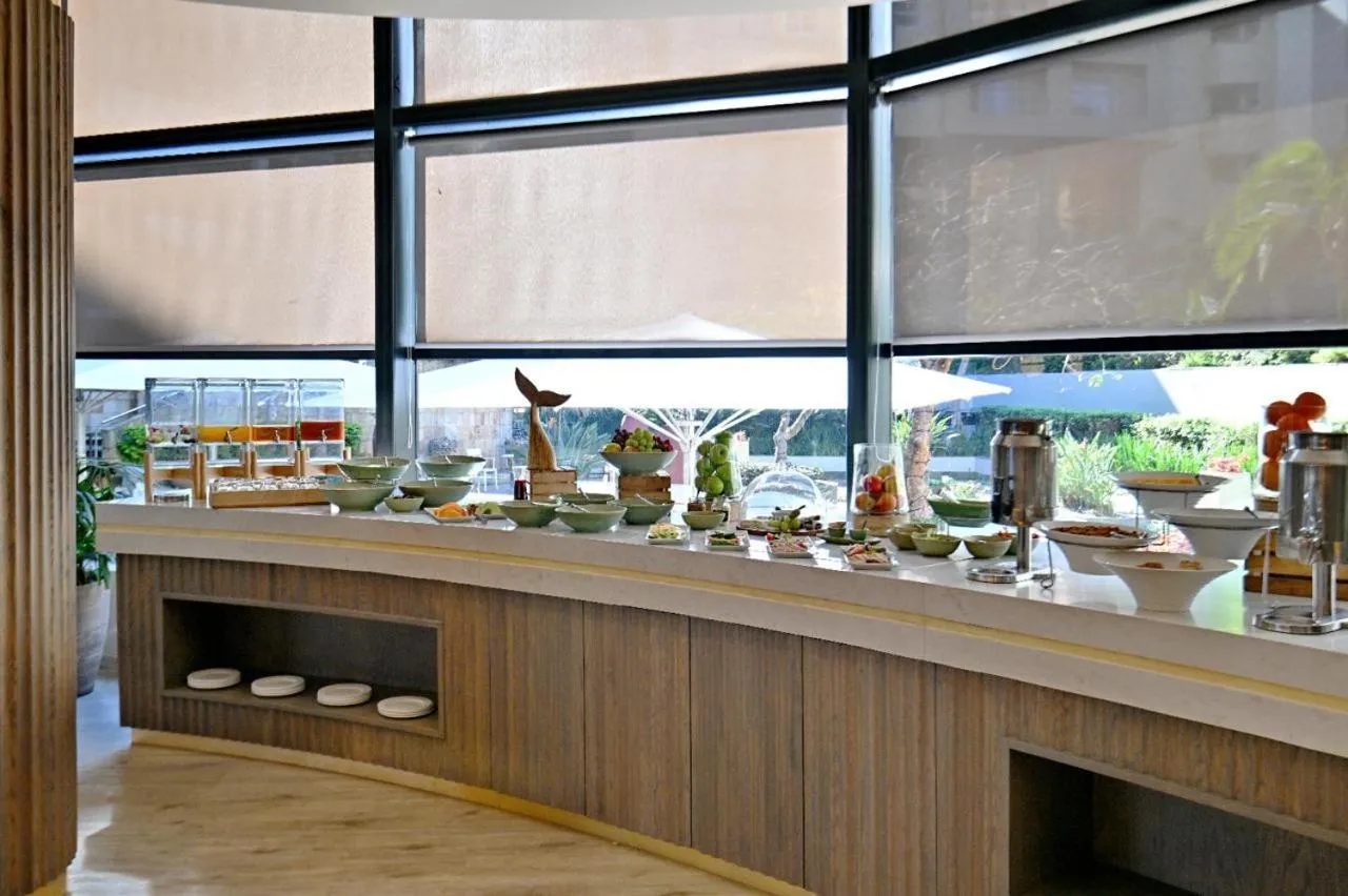 Buffet breakfast in City Lodge Hotel Umhlanga Ridge