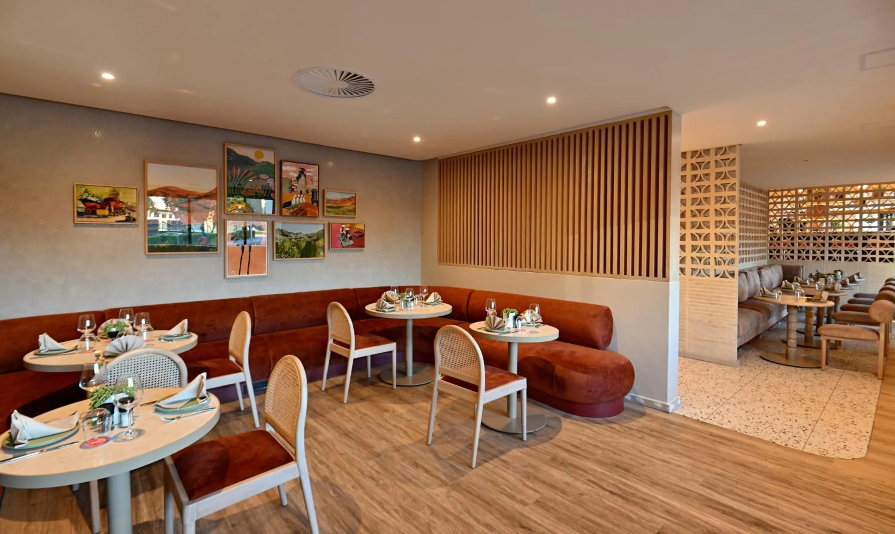 Restaurant/places to eat in City Lodge Hotel V&A Waterfront