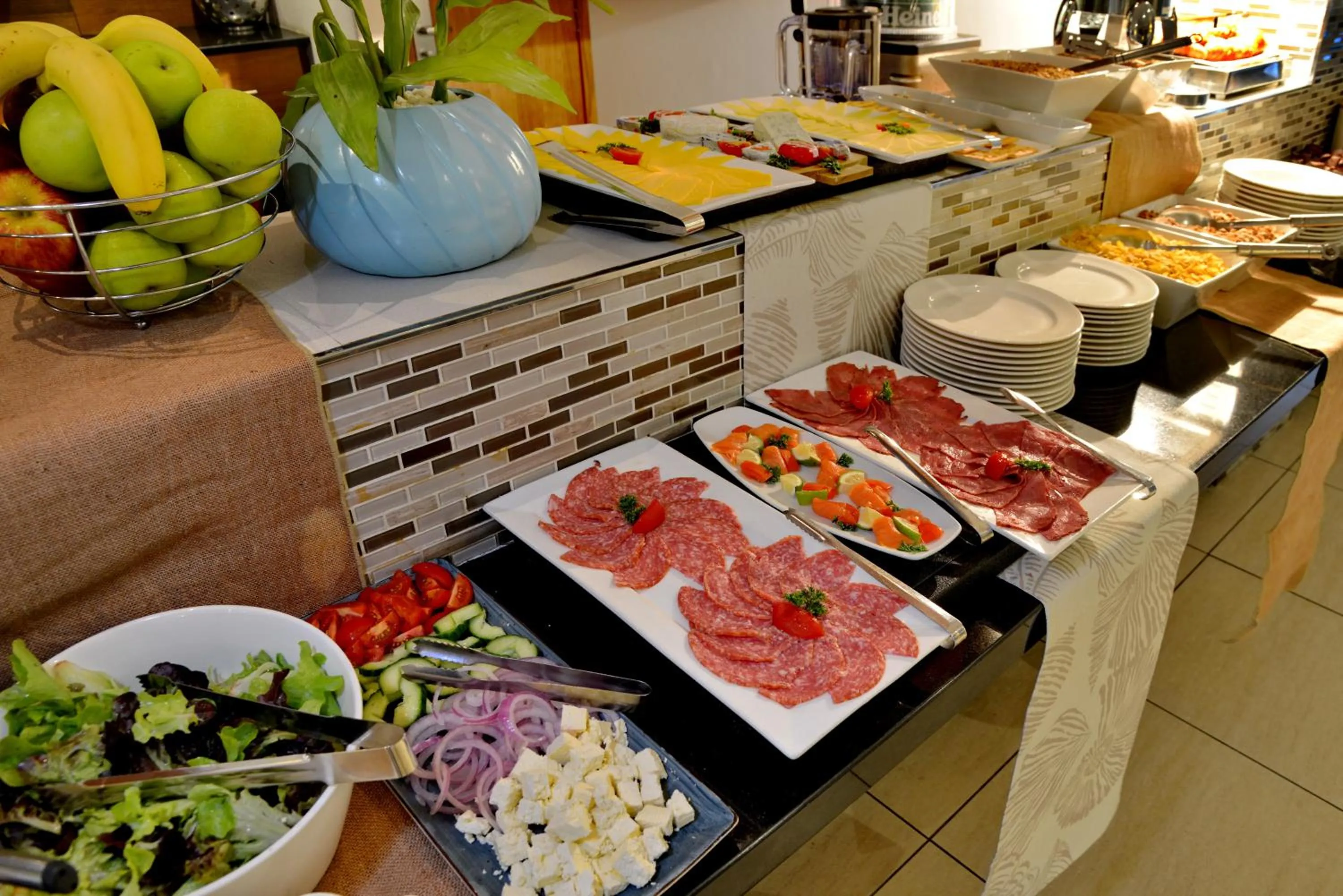 Restaurant/places to eat in Town Lodge Waterfall, Midrand