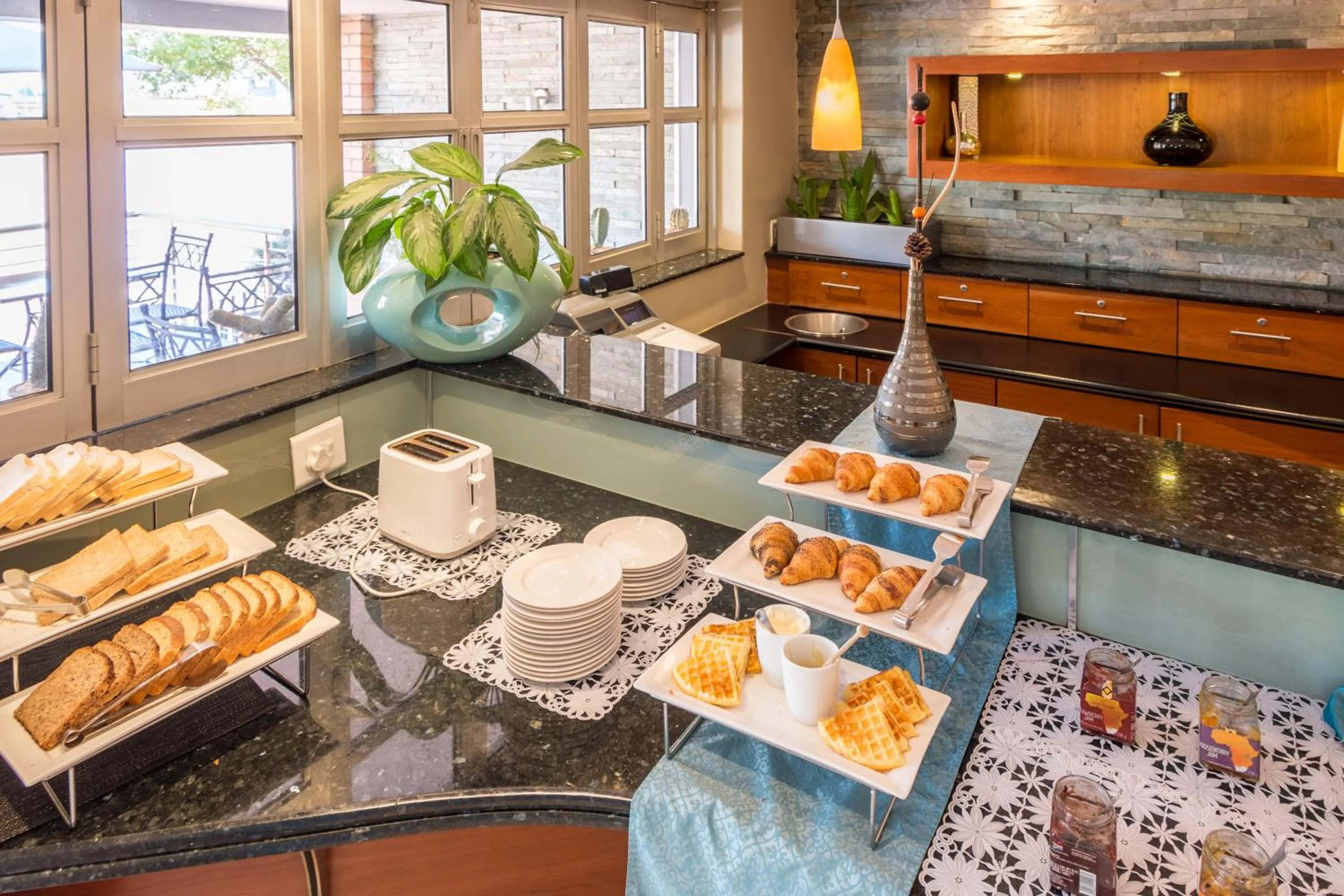 Continental breakfast in Town Lodge Roodepoort