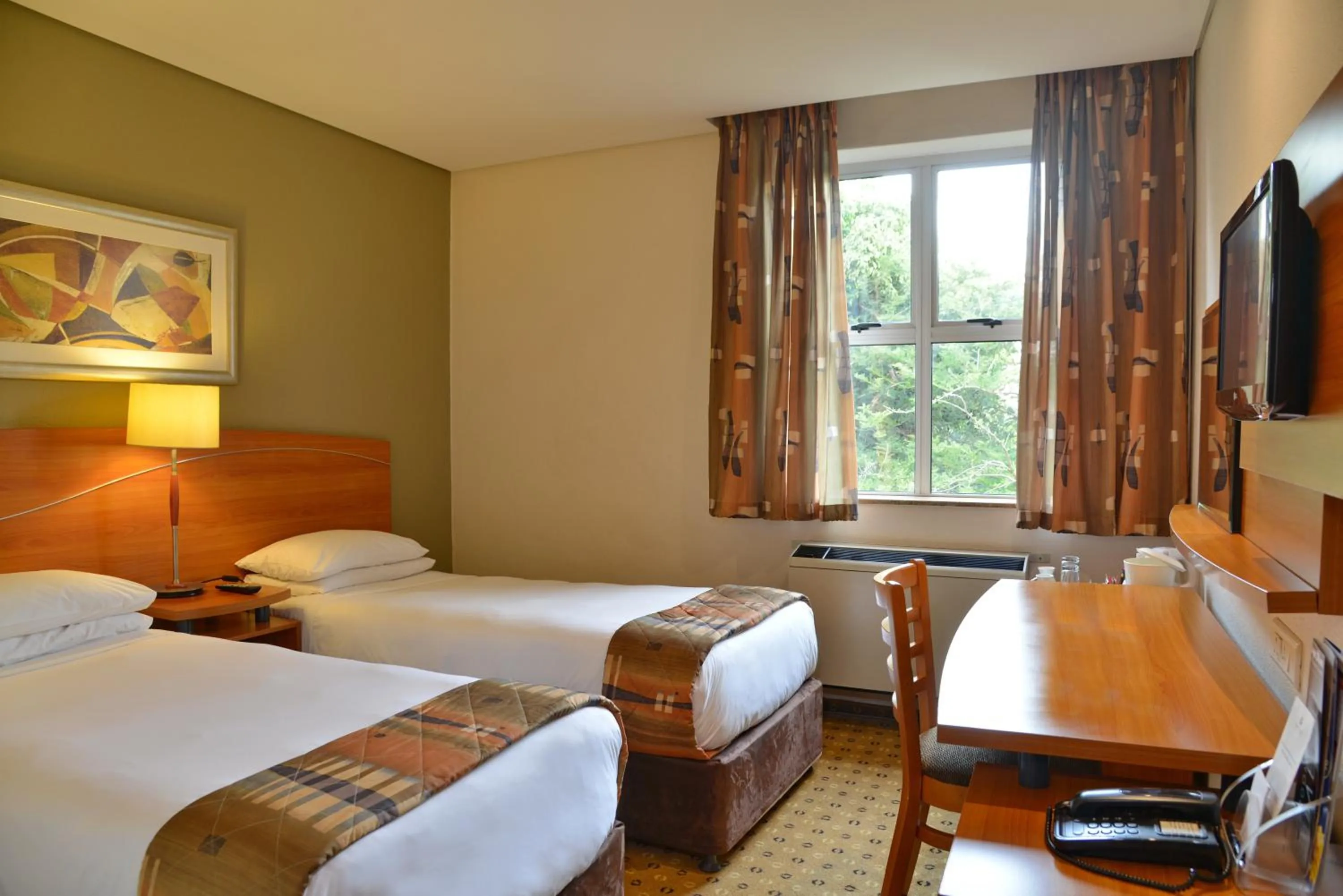 Twin Room - Smoking in Road Lodge Sandton