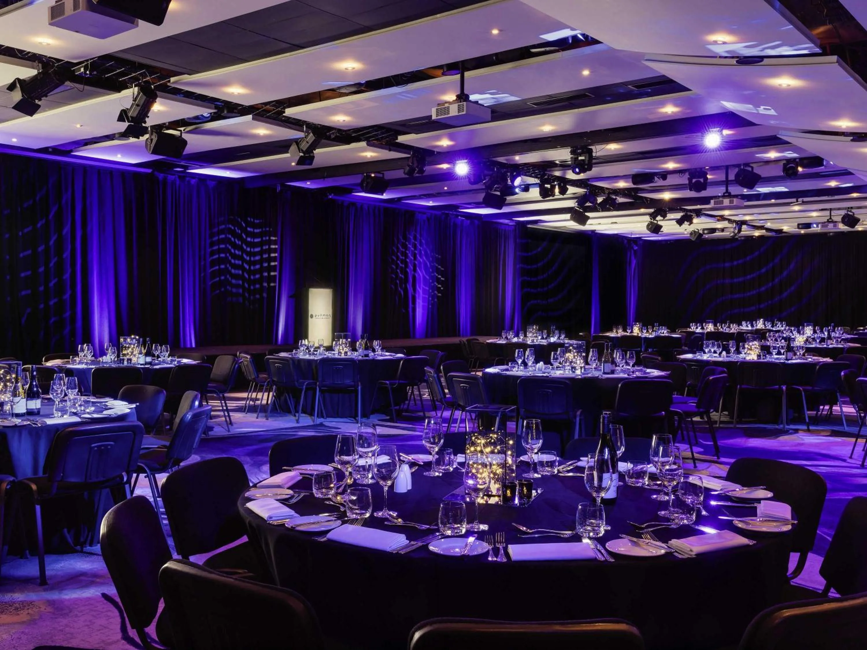 Meeting/conference room in Pullman Auckland Hotel & Apartments