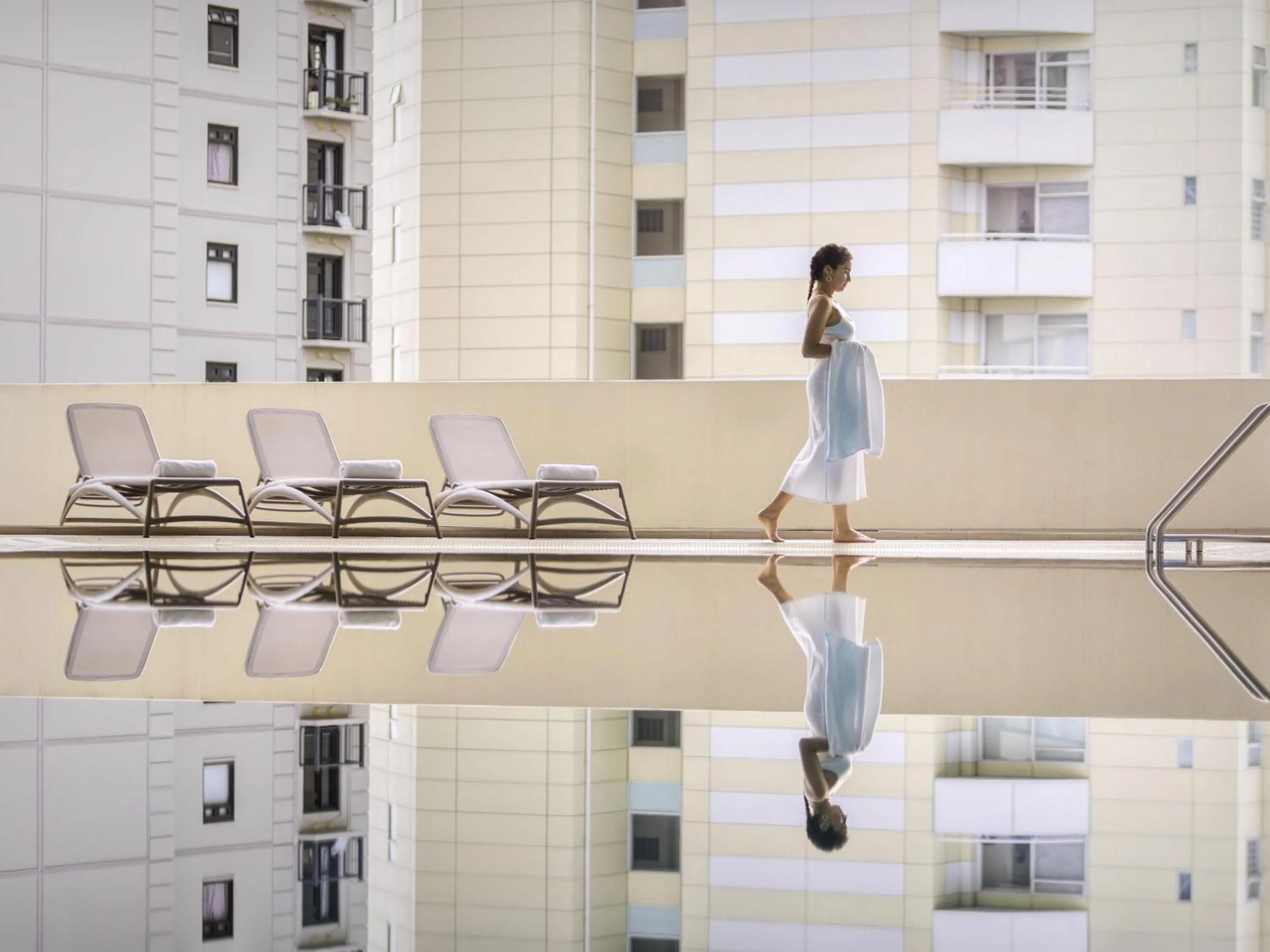 Pool view in Pullman Auckland Hotel & Apartments