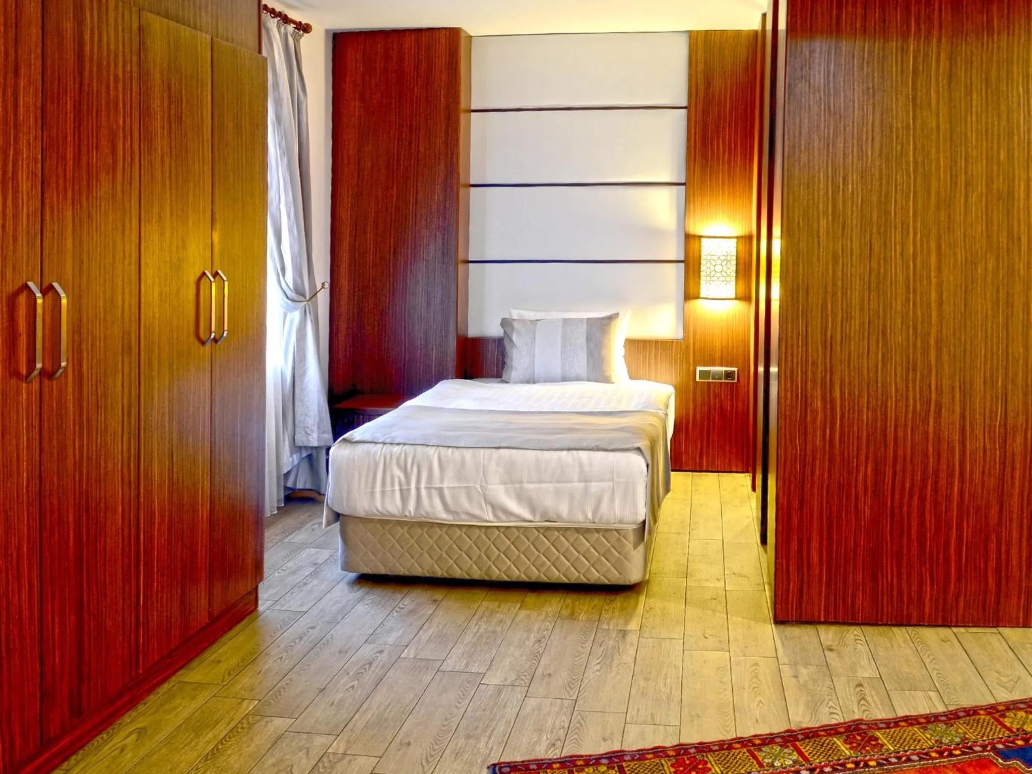 Bed in Safa Royal Museum Hotel