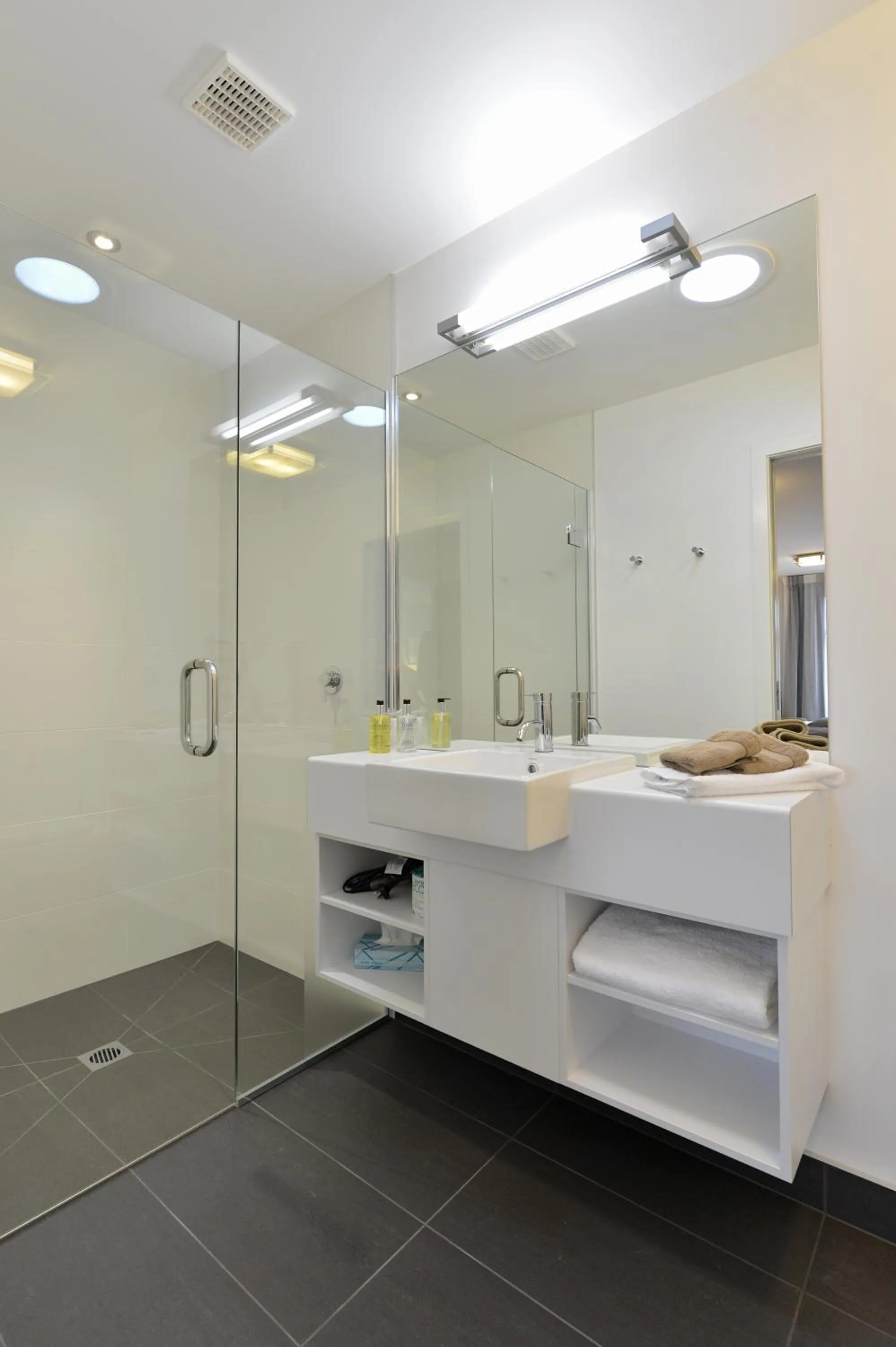 Bathroom in Kerikeri Homestead Motel & Apartments