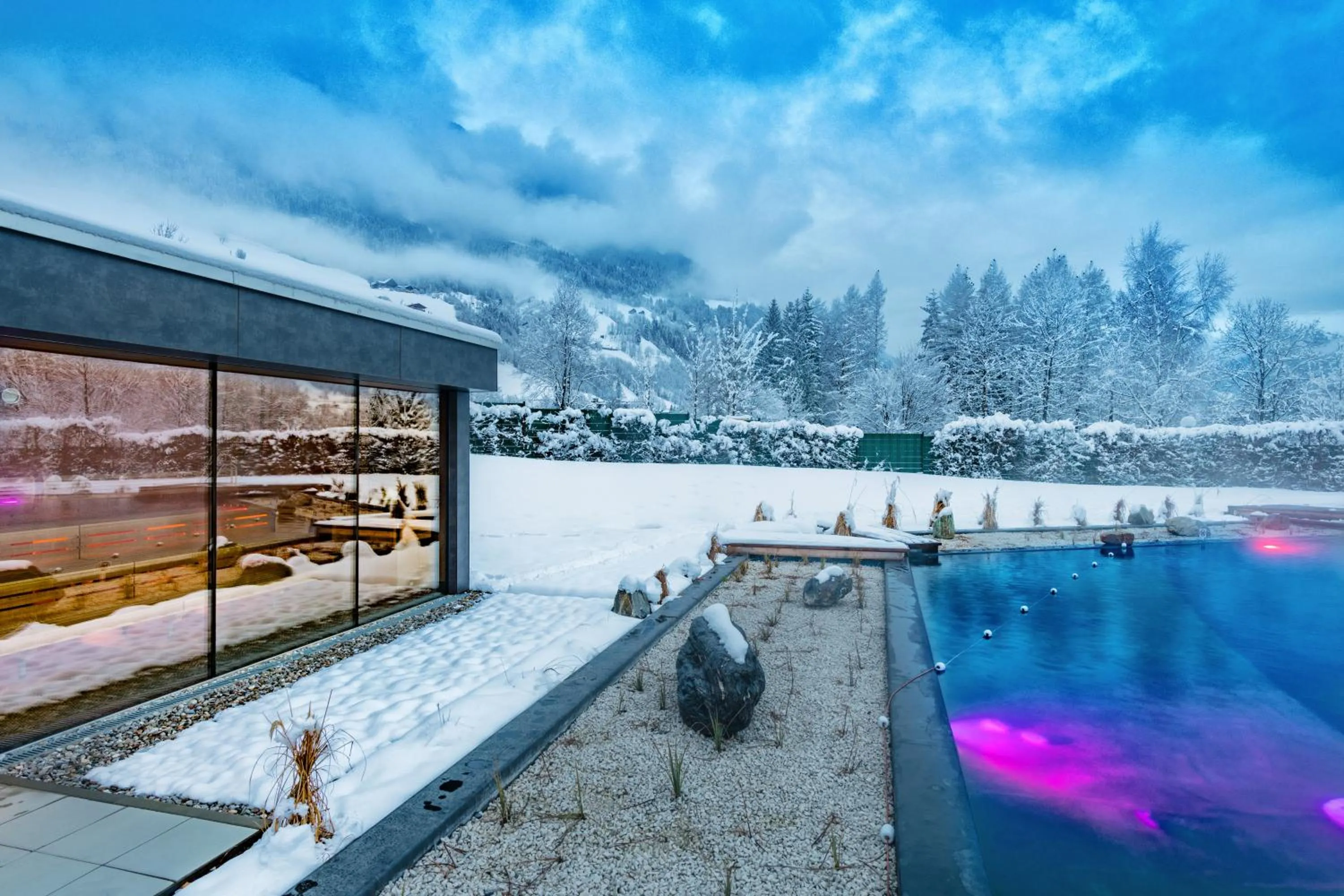 Winter in Hotel Das Gastein - ganzjährig inklusive Alpentherme Gastein & Sommersaison inklusive Gasteiner Bergbahnen