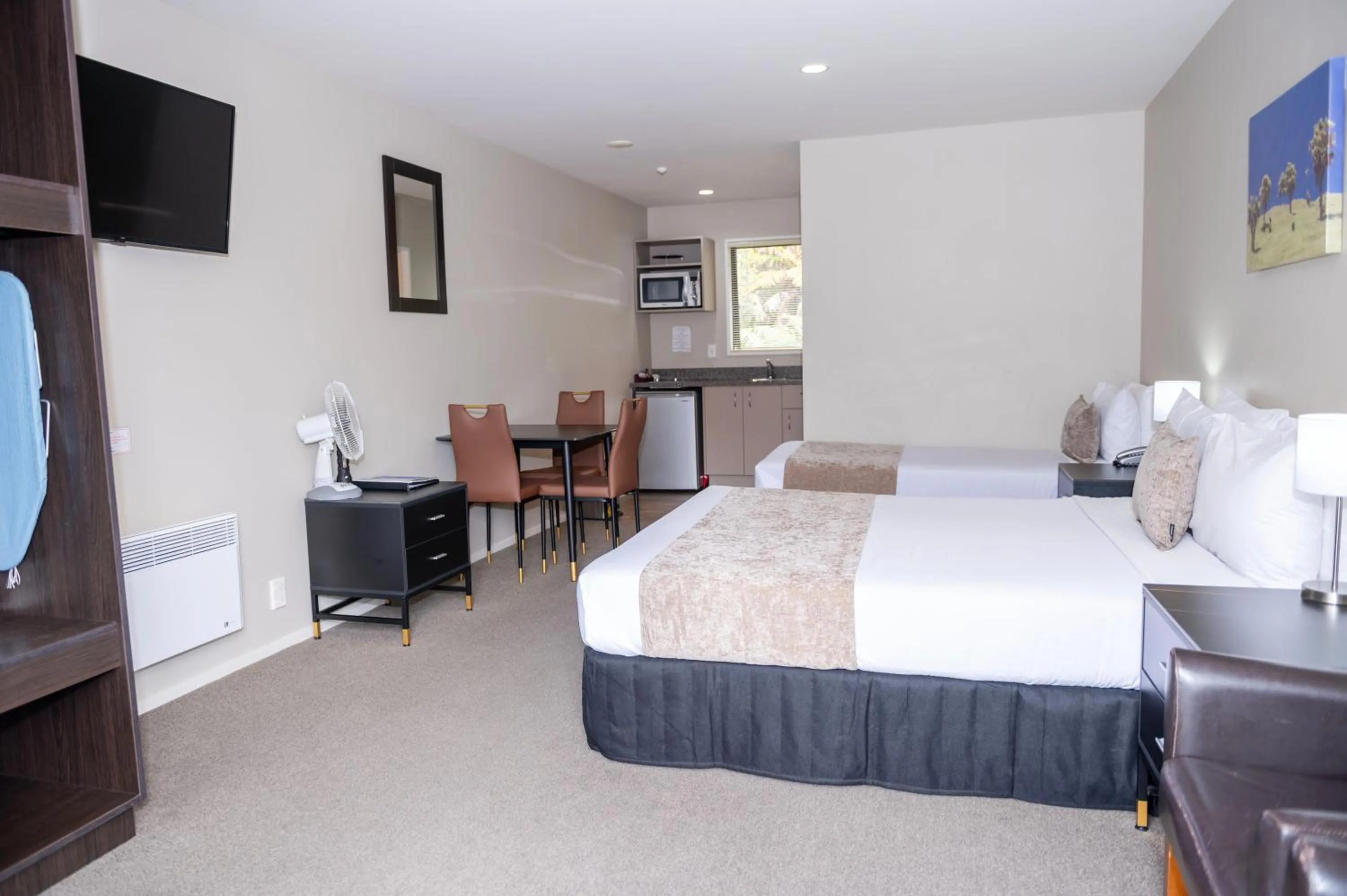 Bedroom, Bed in 58 On Cron Motel