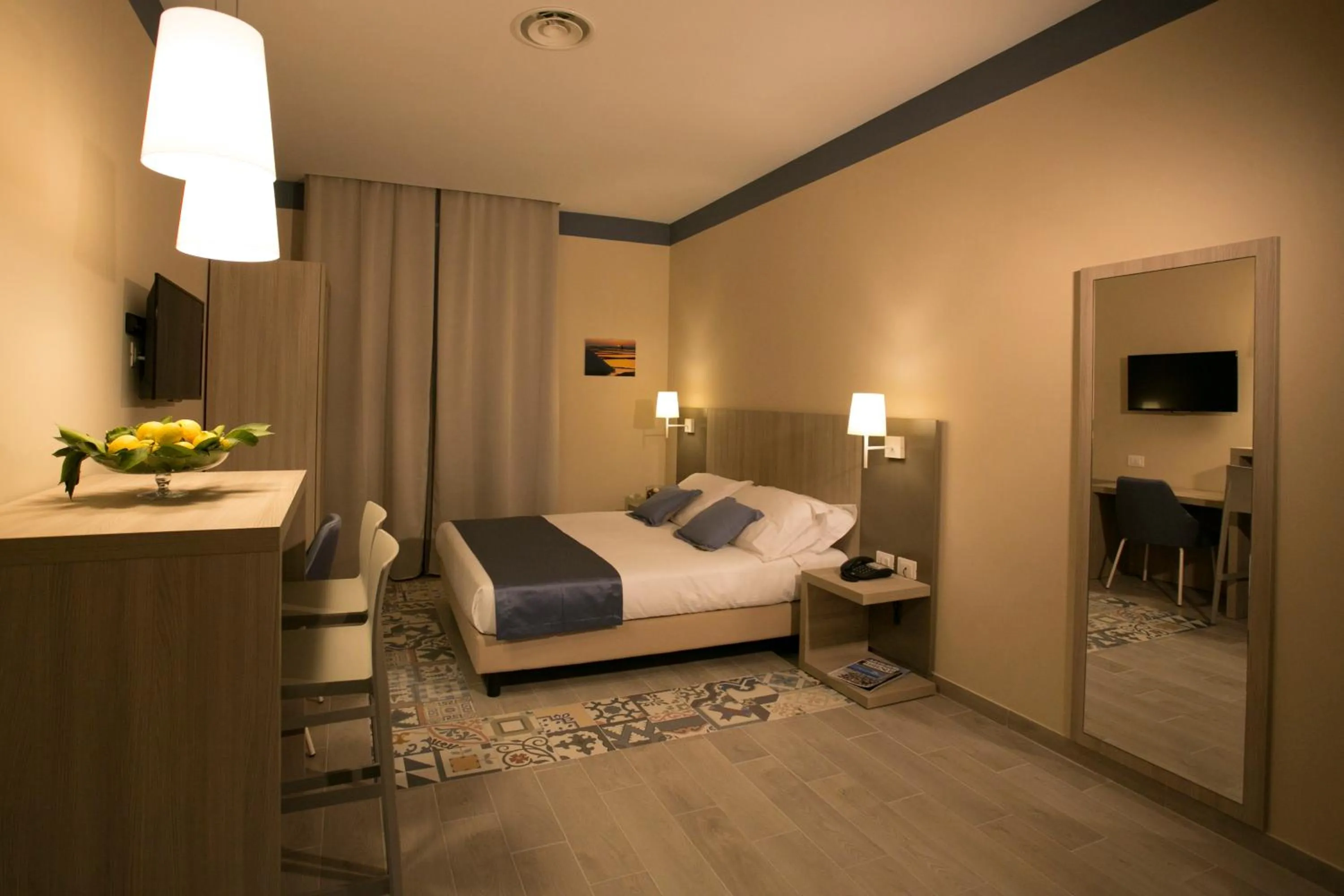 Photo of the whole room, Bed in Map holiday residence