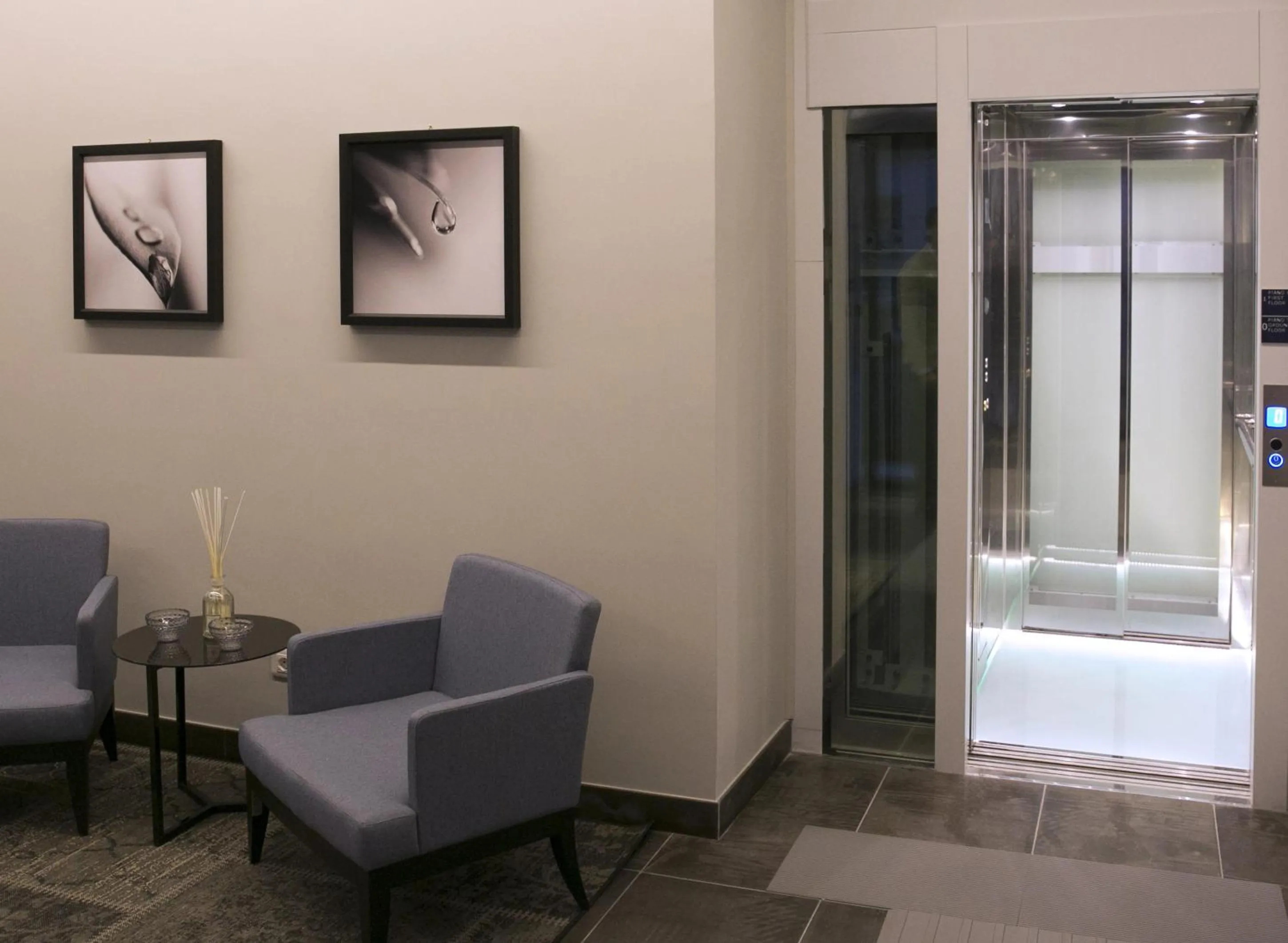 Communal lounge/ TV room in Map holiday residence