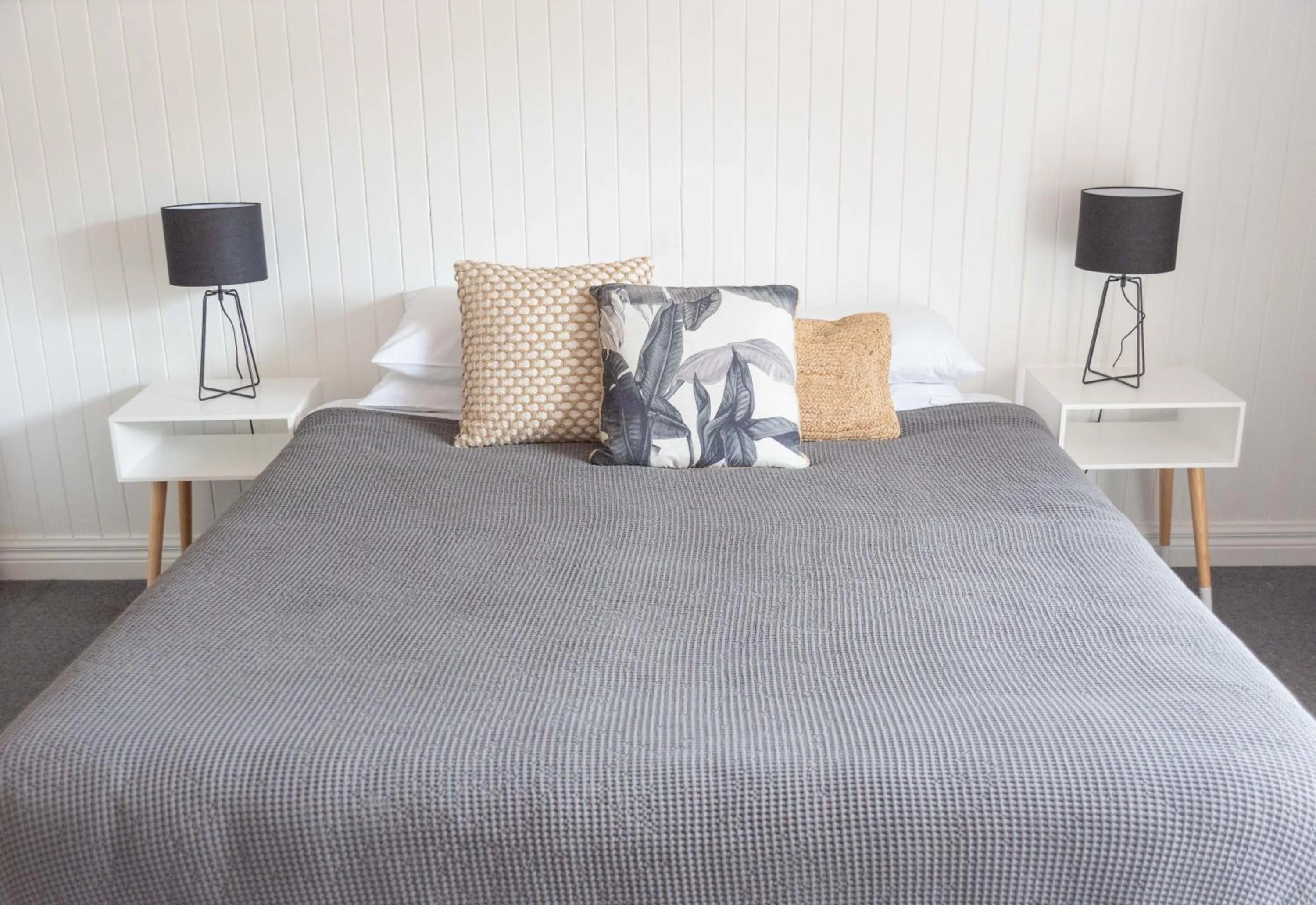 Bed in Raglan Sunset Motel and Conference Venue