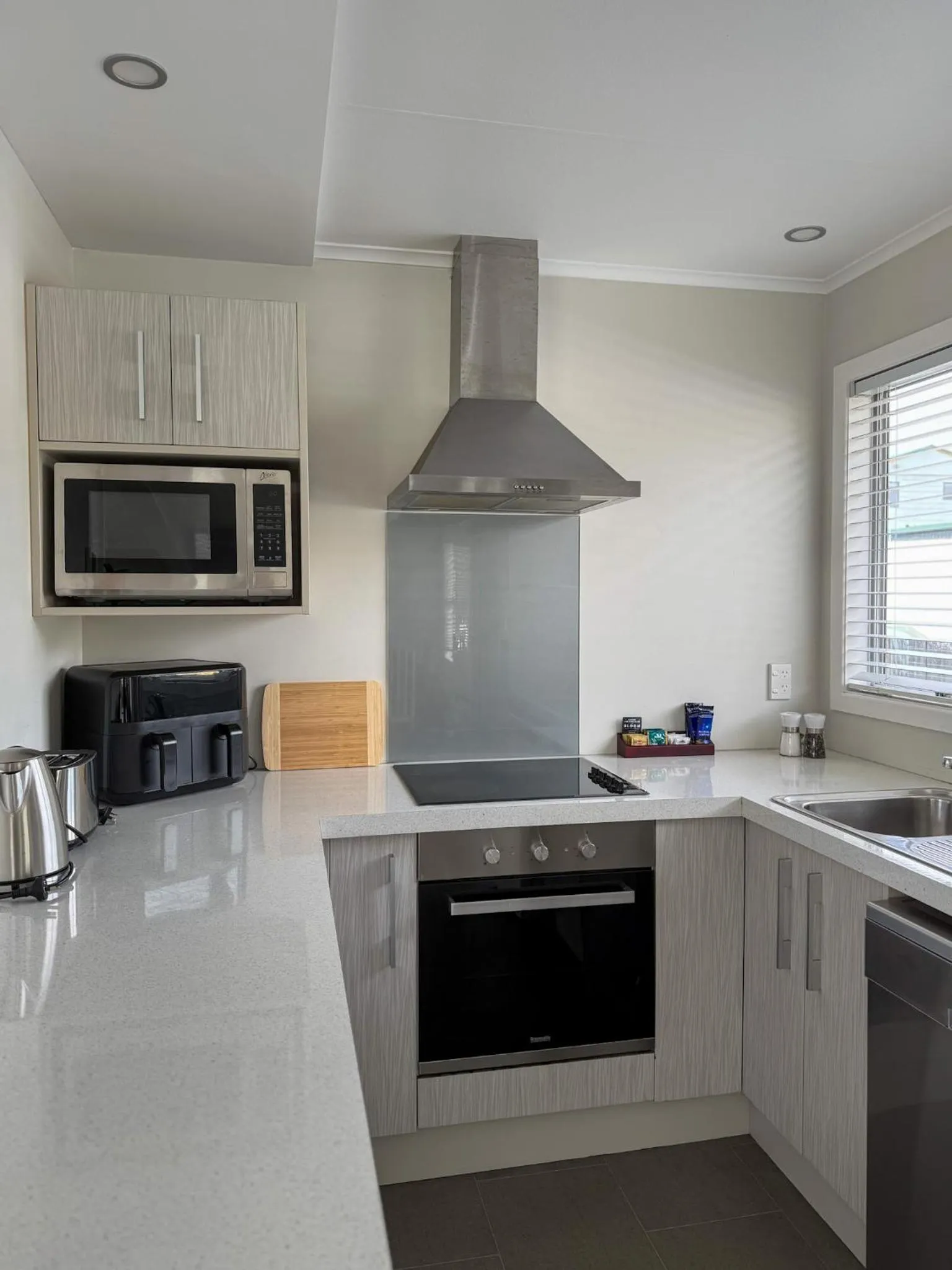 Raglan Sunset Motel and Conference Venue