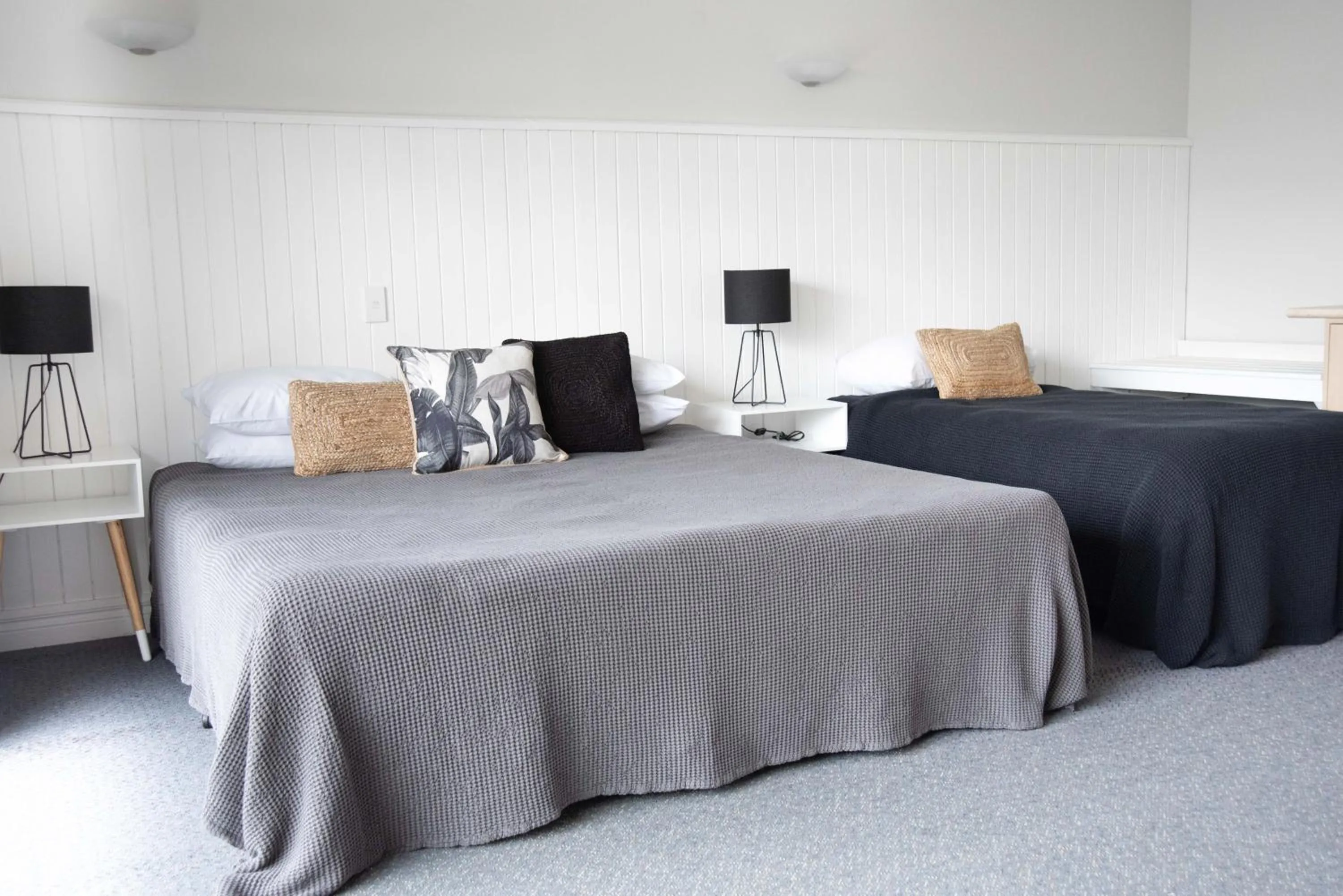 Bed in Raglan Sunset Motel and Conference Venue