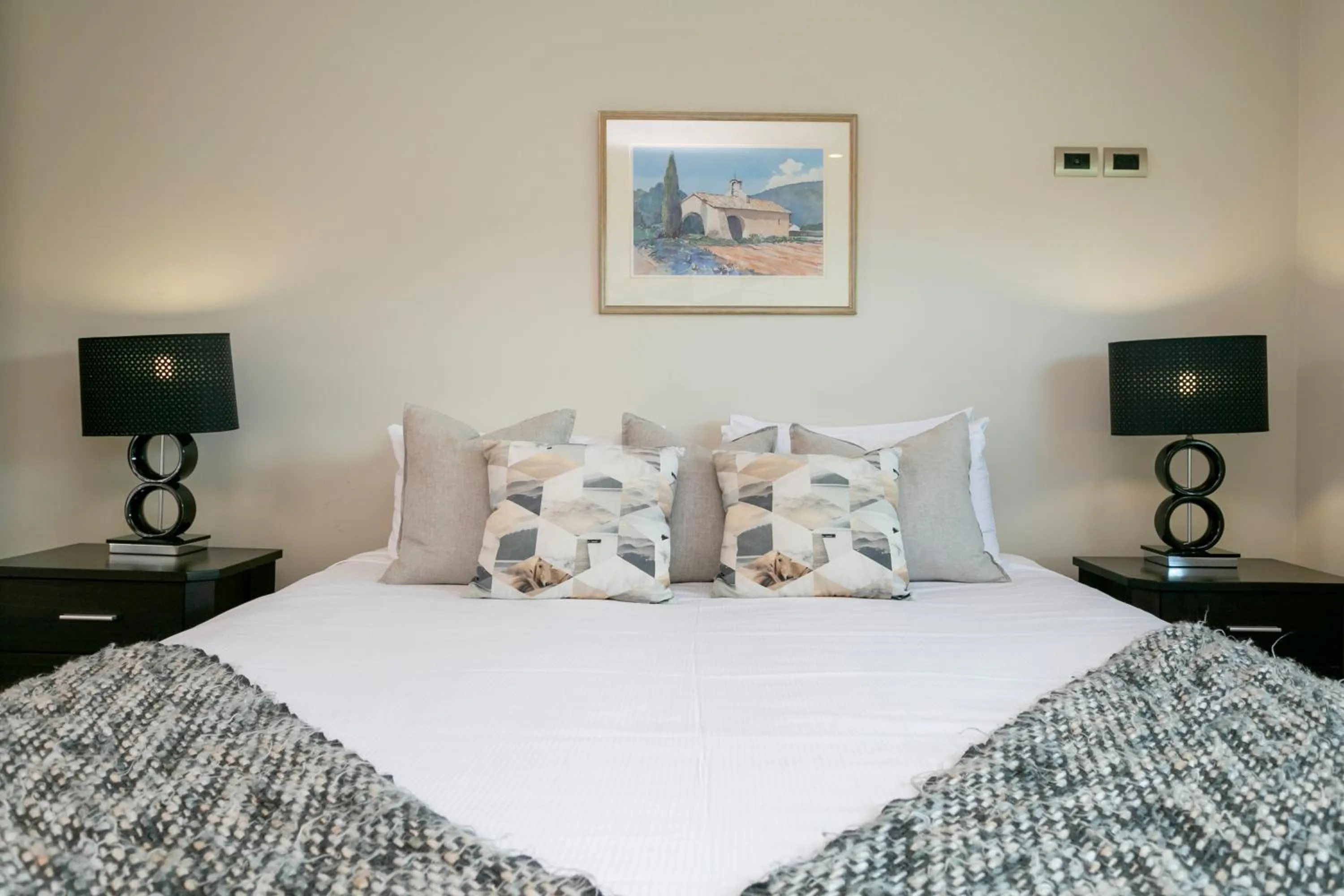 Bed in Sacred Waters Taupo