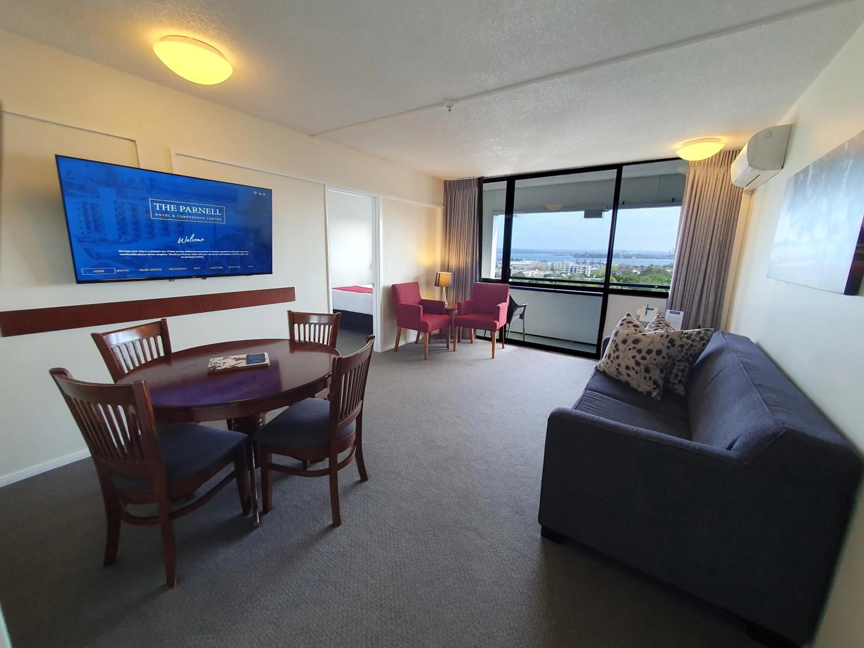 TV and multimedia in The Parnell Hotel & Conference Centre