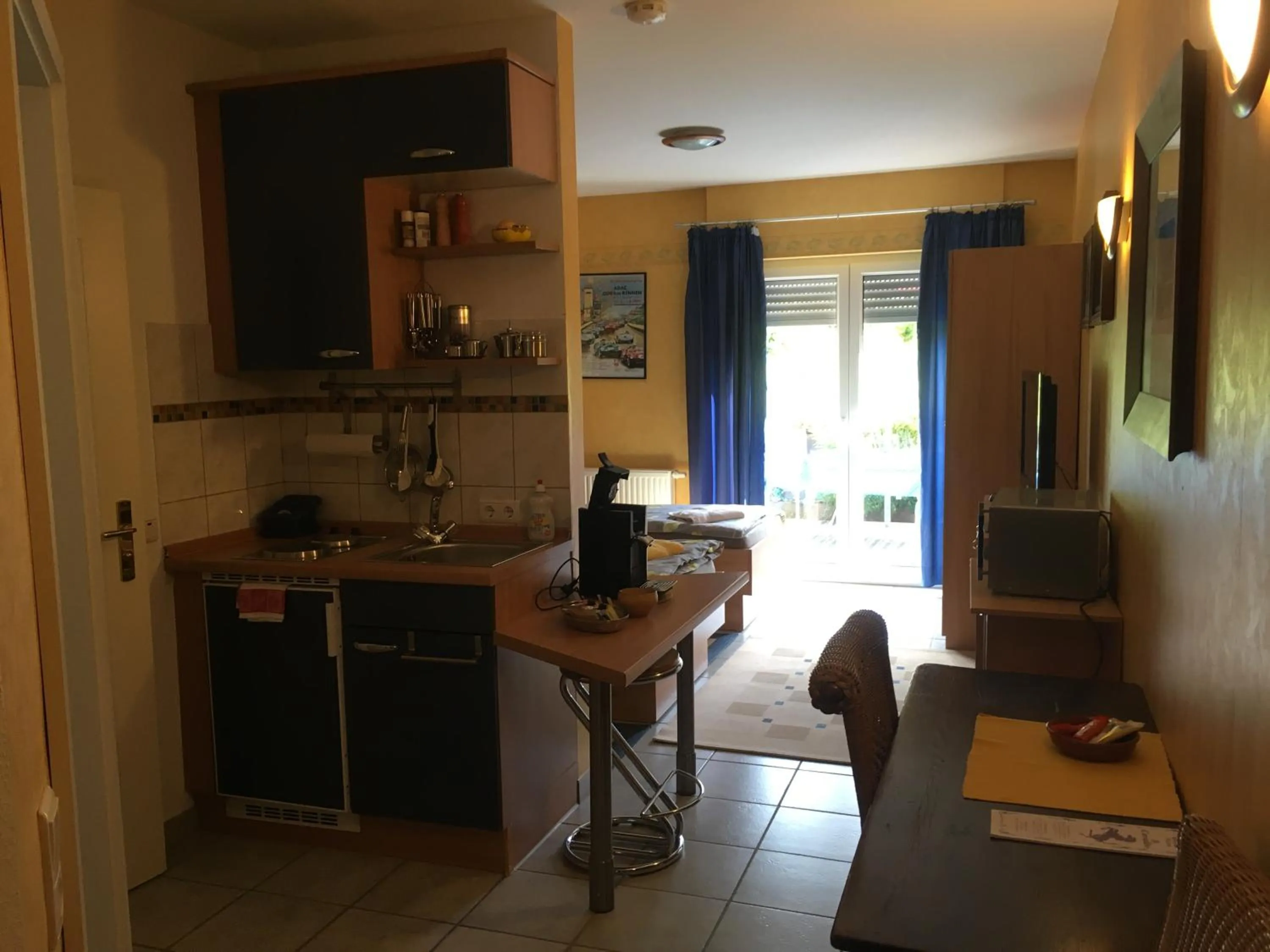 Photo of the whole room in The Place After the Race B&B