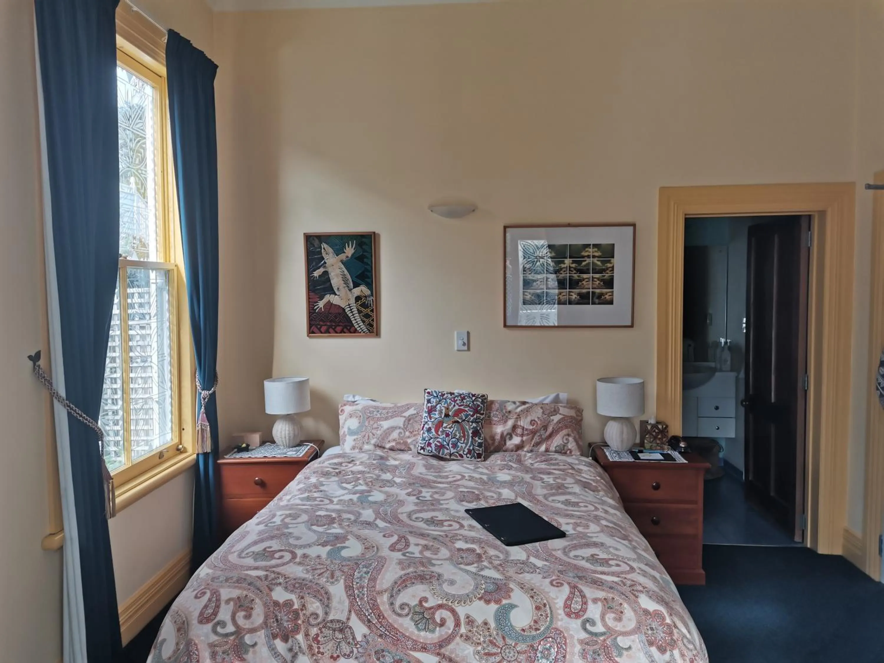 Bed in The Great Ponsonby Arthotel