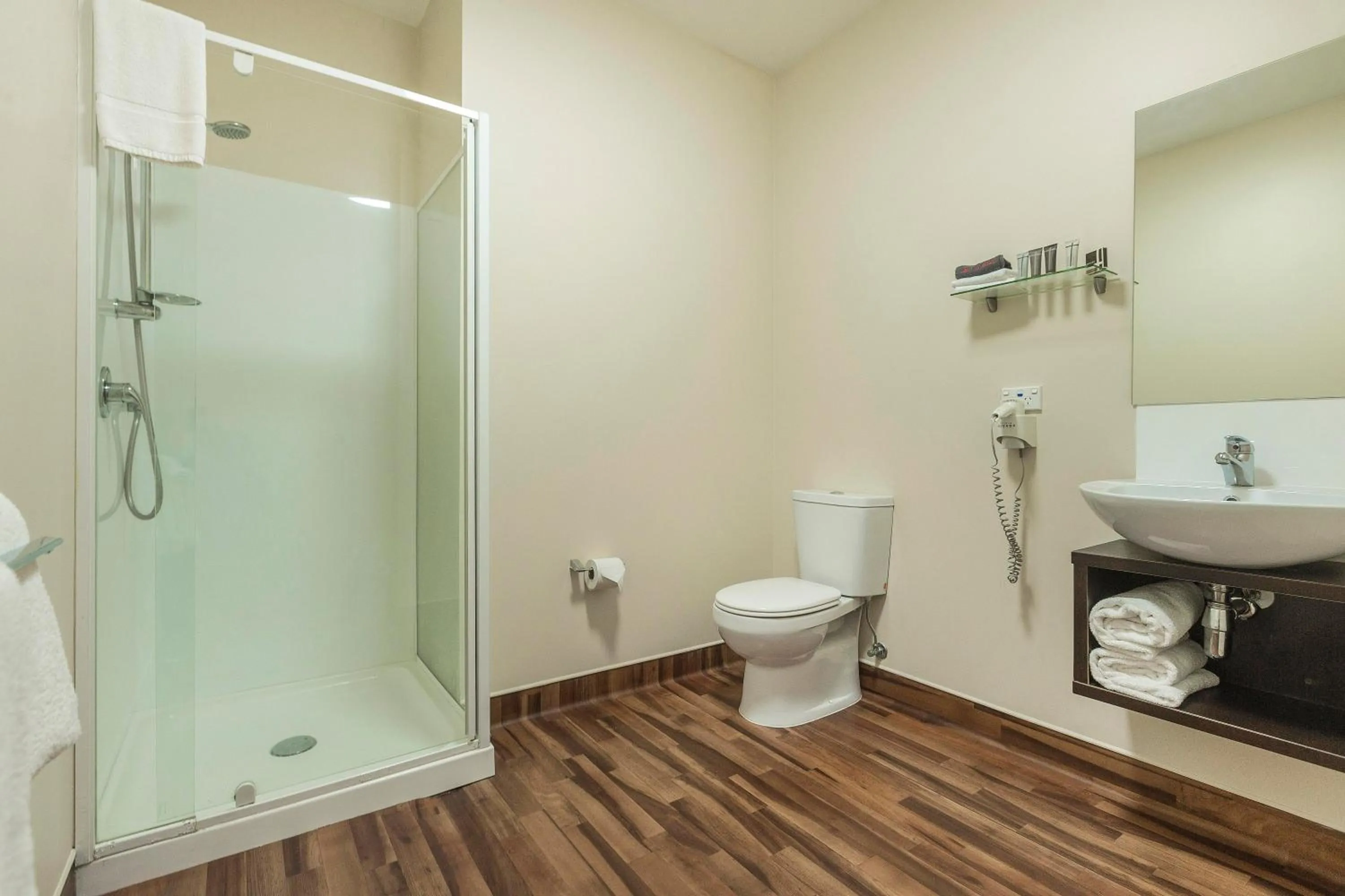 540 on Great South Motel