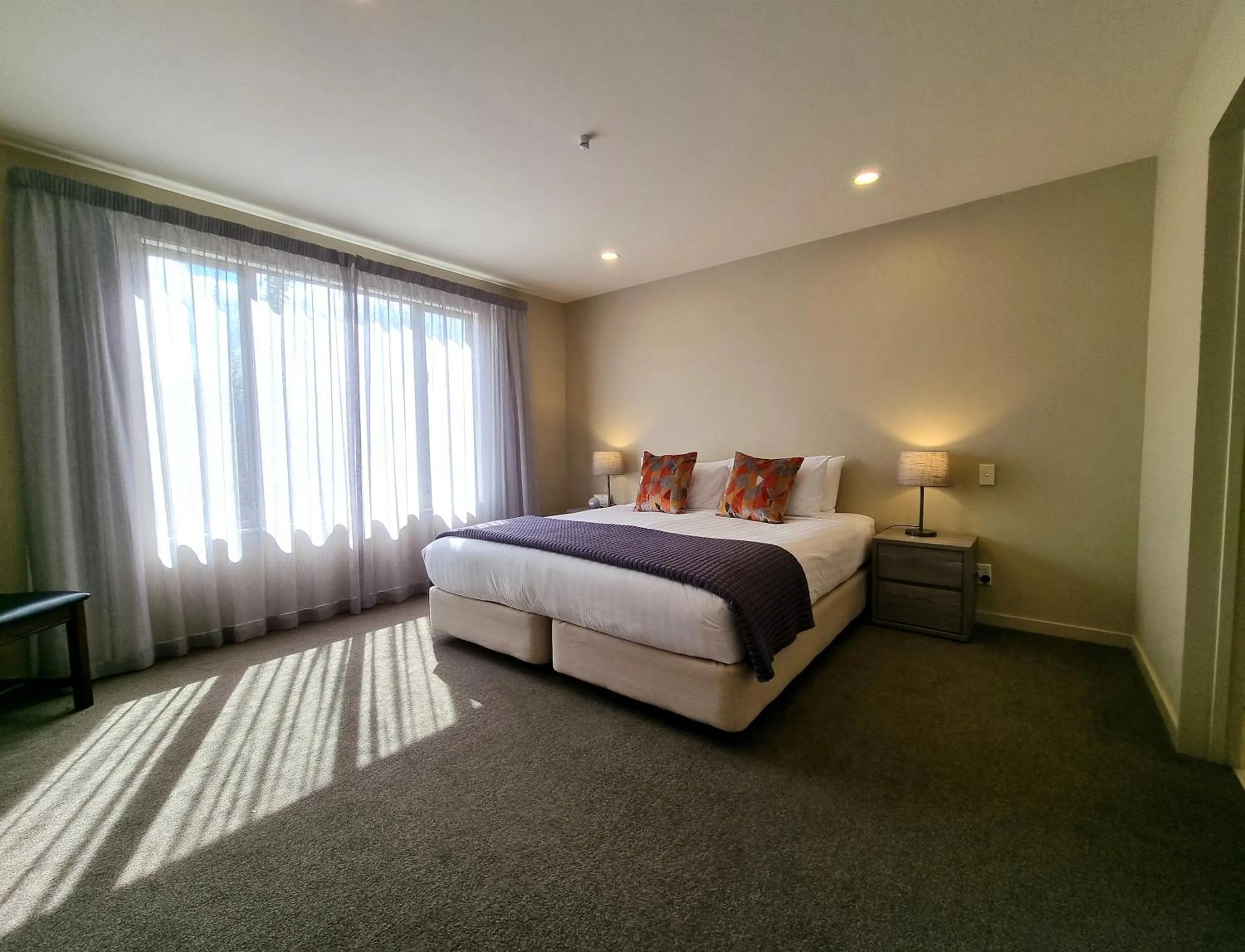 Bedroom, Bed in Vintners Retreat