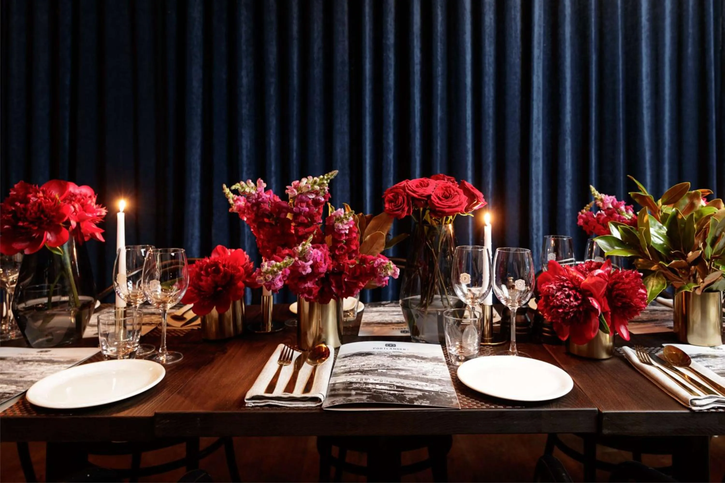 Restaurant/places to eat in Rydges Wellington